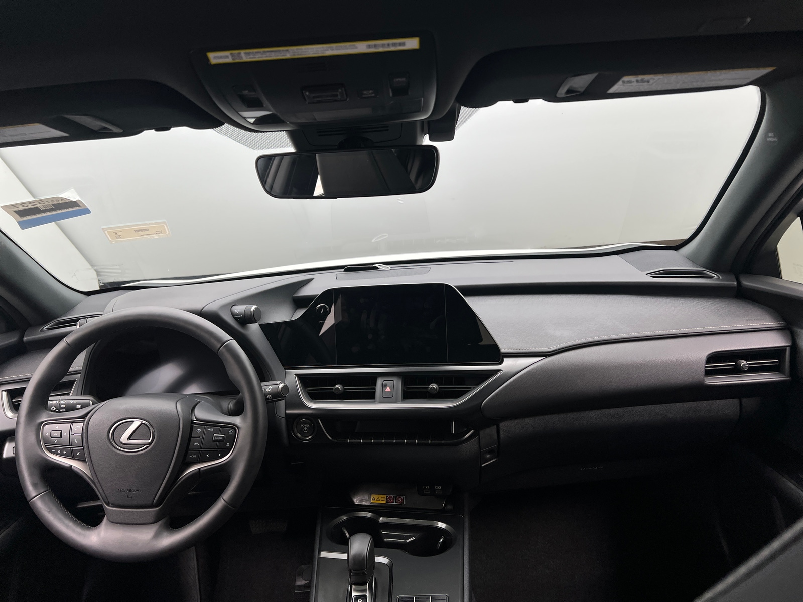 Thumbnail: 2025 Lexus UX - 3