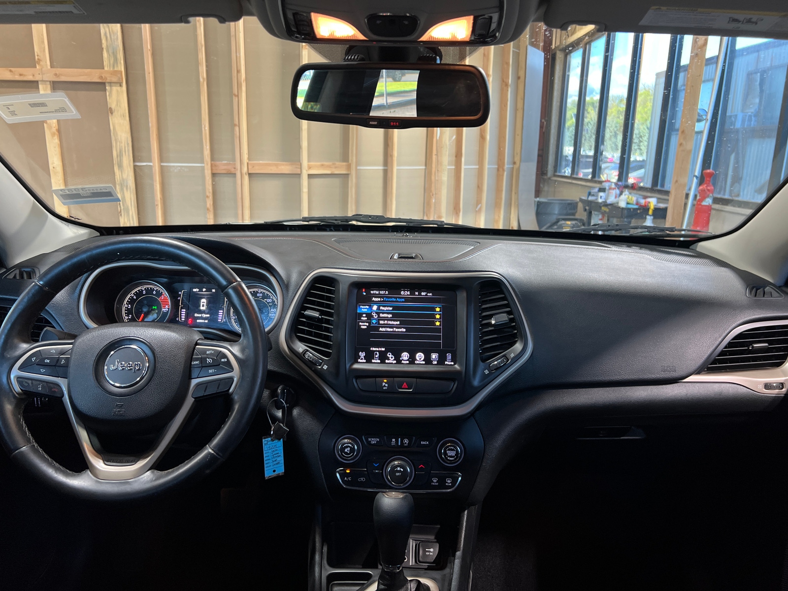 Thumbnail: 2016 Jeep Cherokee - 3