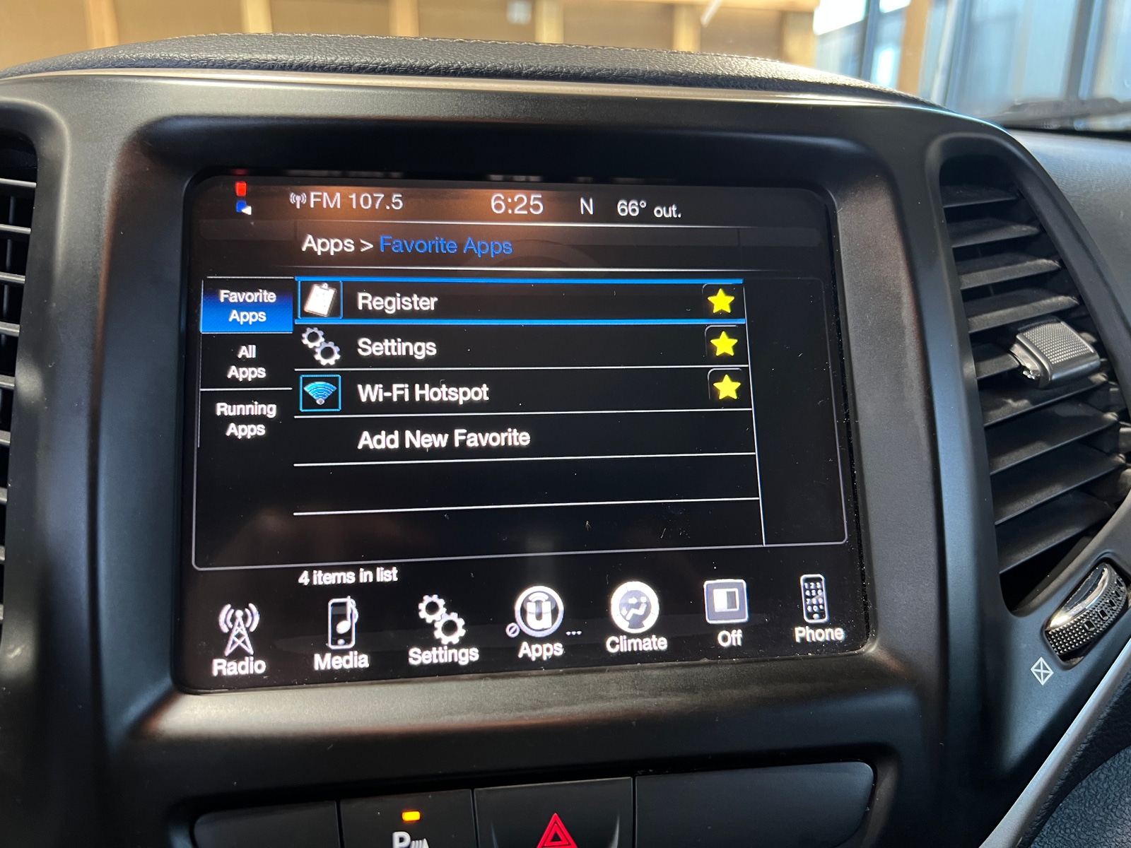 Thumbnail: 2016 Jeep Cherokee - 4