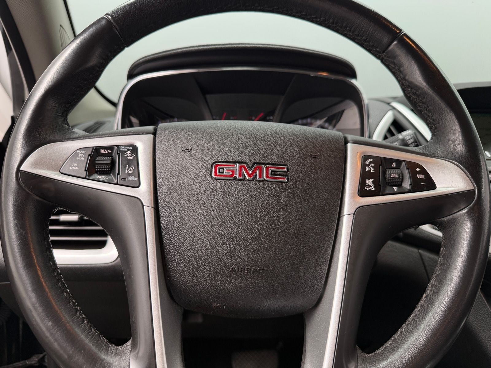 Thumbnail: 2015 GMC Terrain - 4