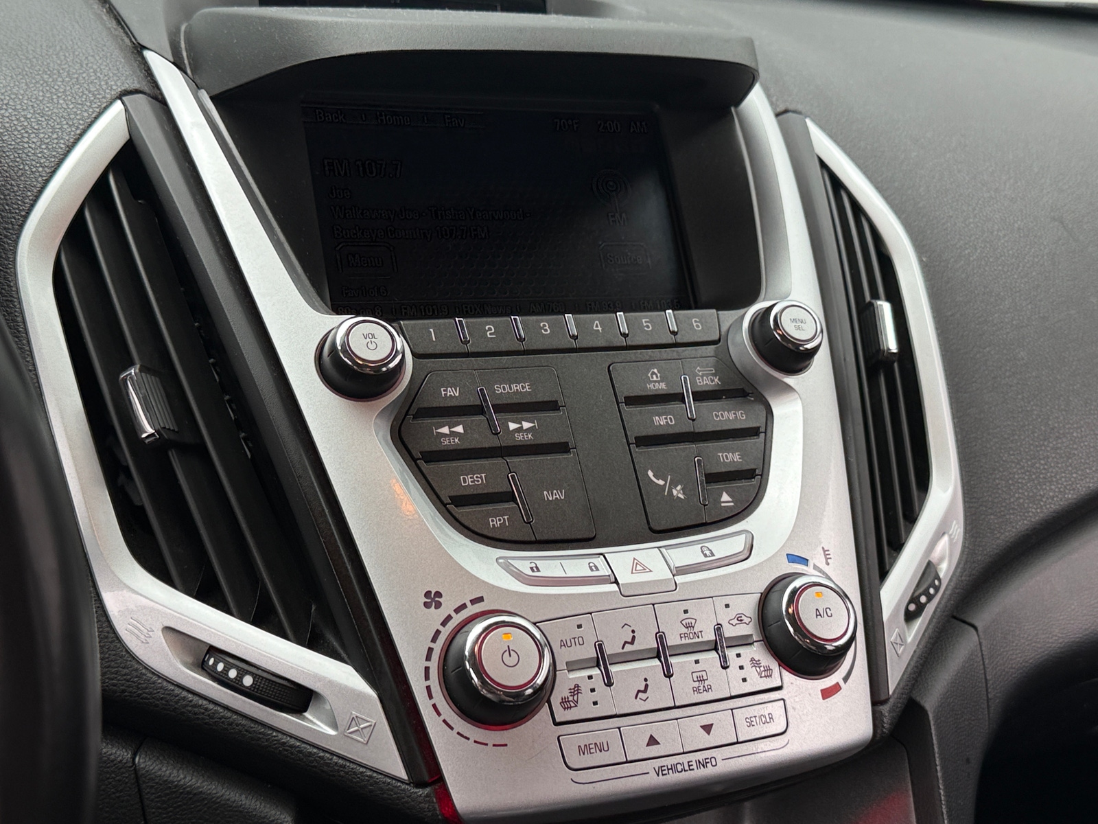 Thumbnail: 2015 GMC Terrain - 3