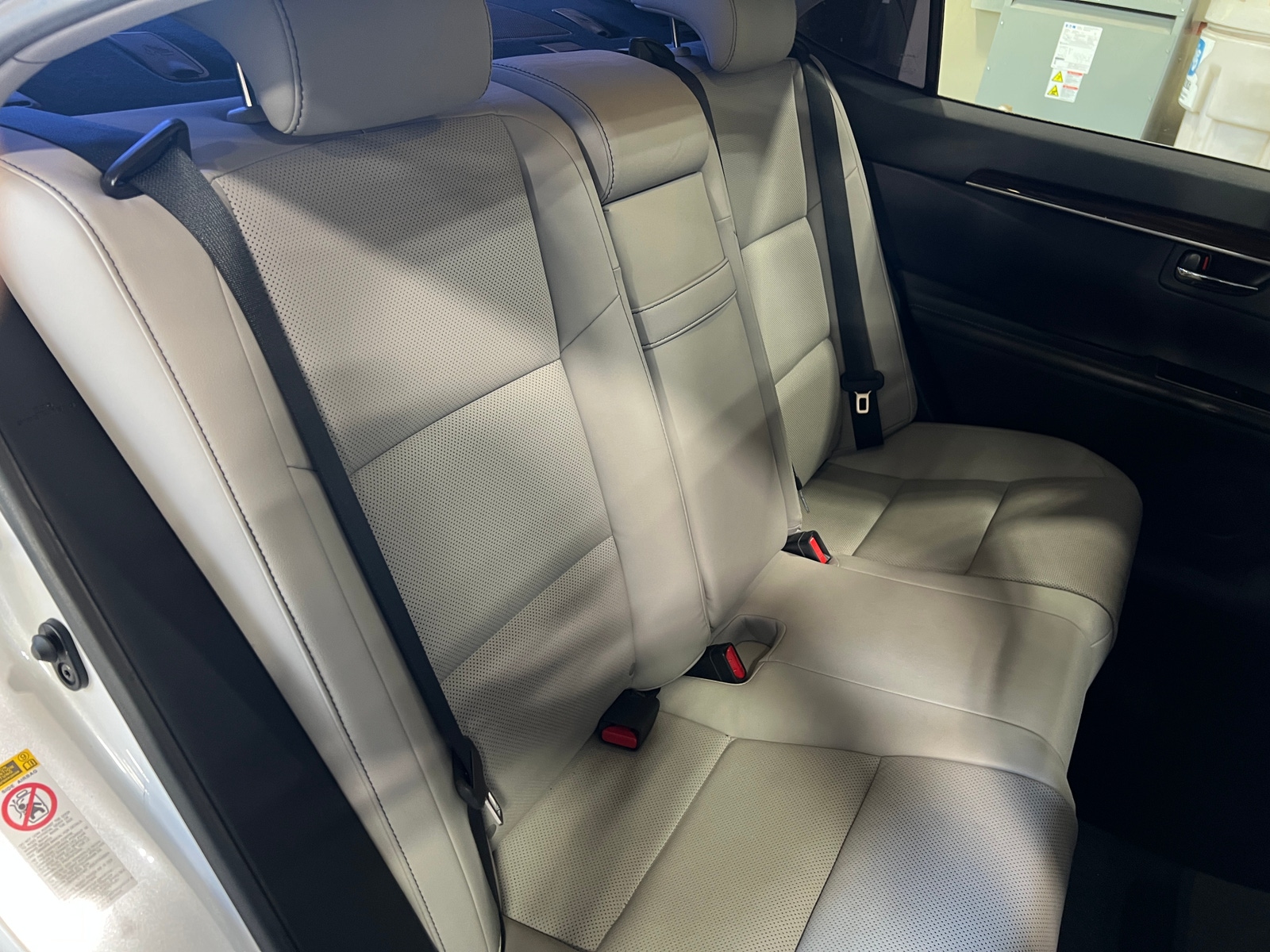 Thumbnail: 2017 Lexus ES - 6