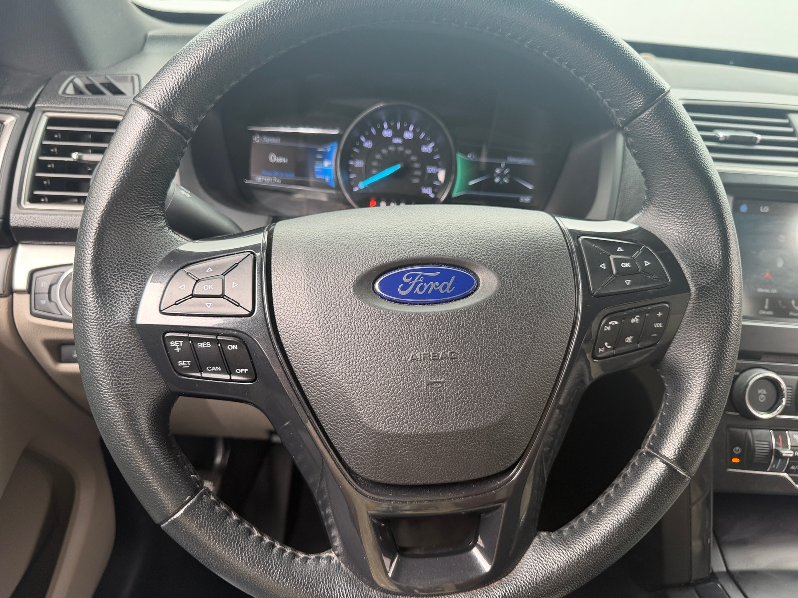 Thumbnail: 2018 Ford Explorer - 5