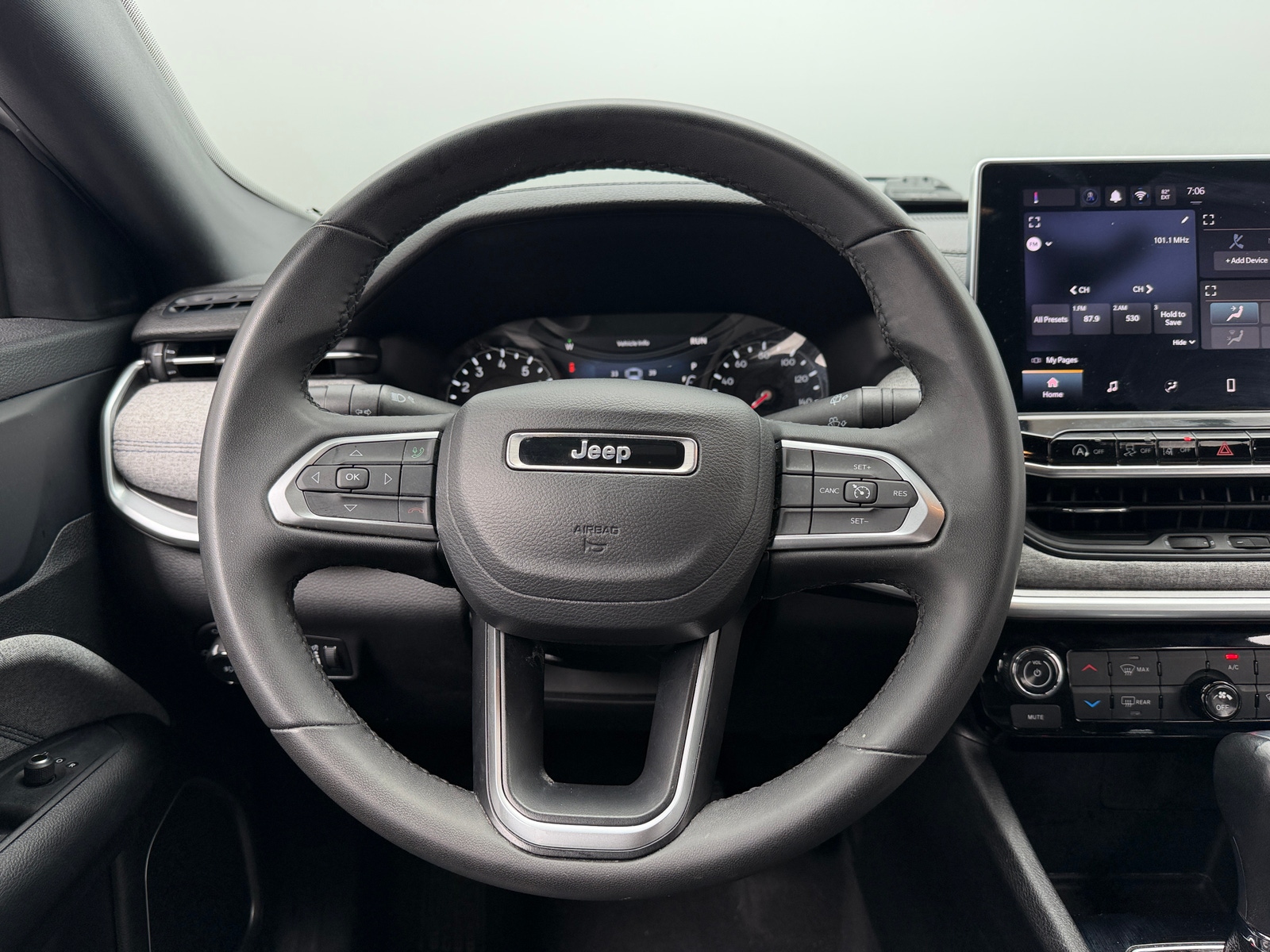 Thumbnail: 2024 Jeep Compass - 5