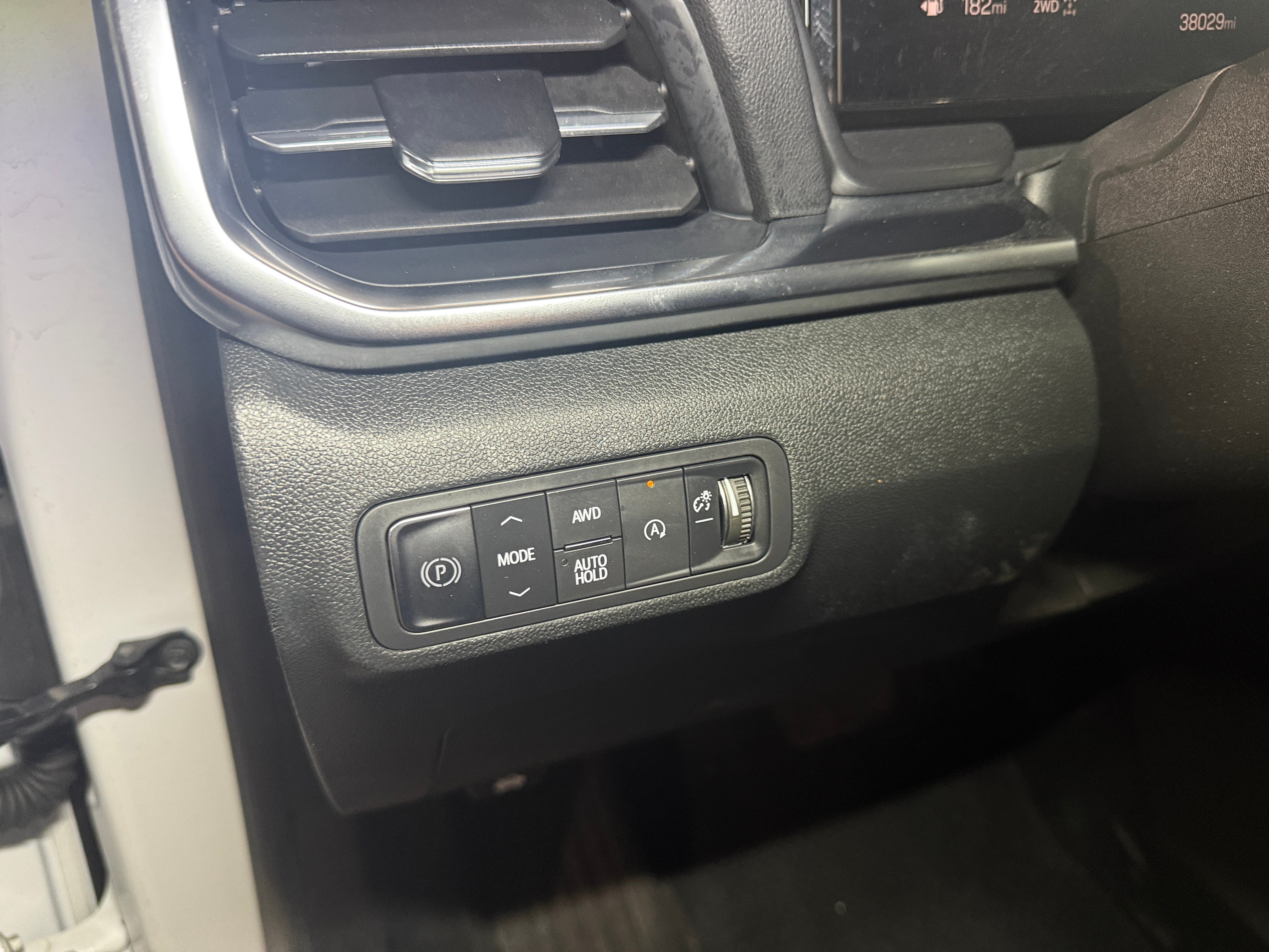 3GKALUEG8SL310111