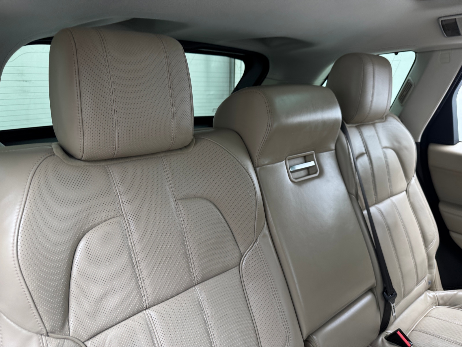 Thumbnail: 2016 Land Rover Range Rover Sport - 6