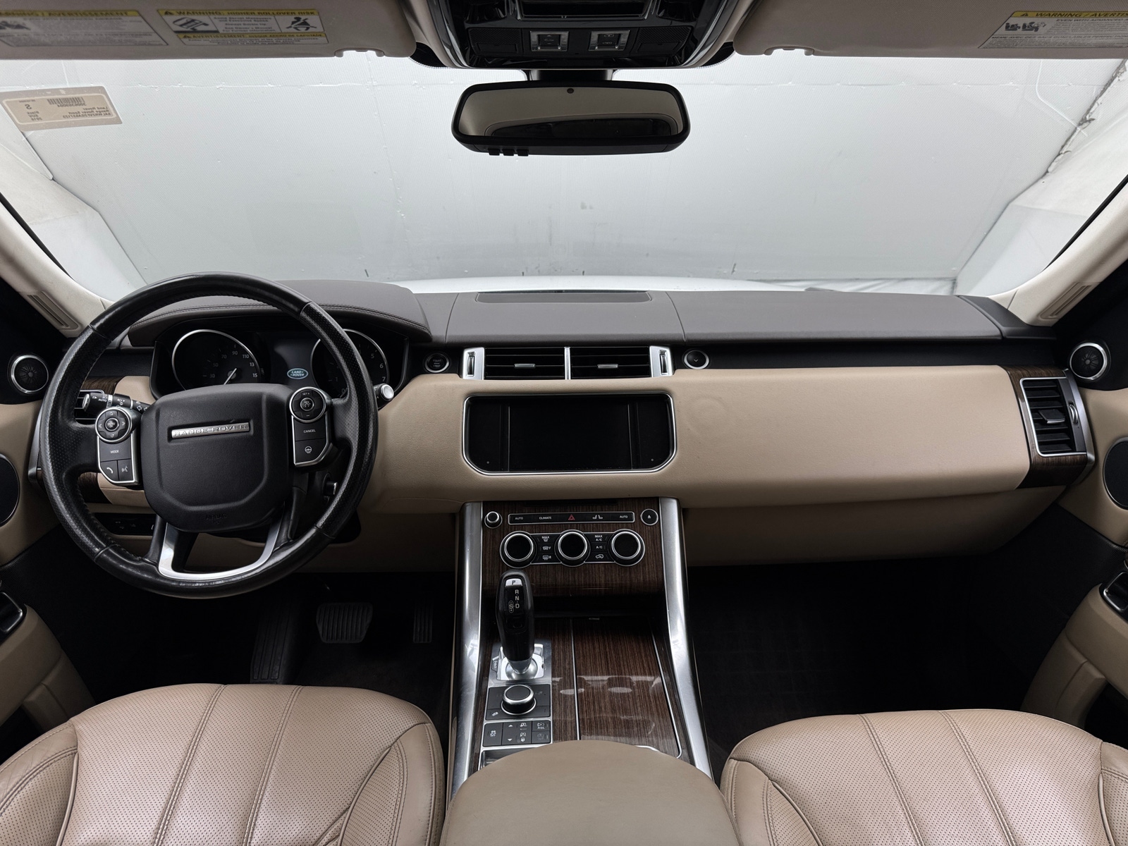 Thumbnail: 2016 Land Rover Range Rover Sport - 3