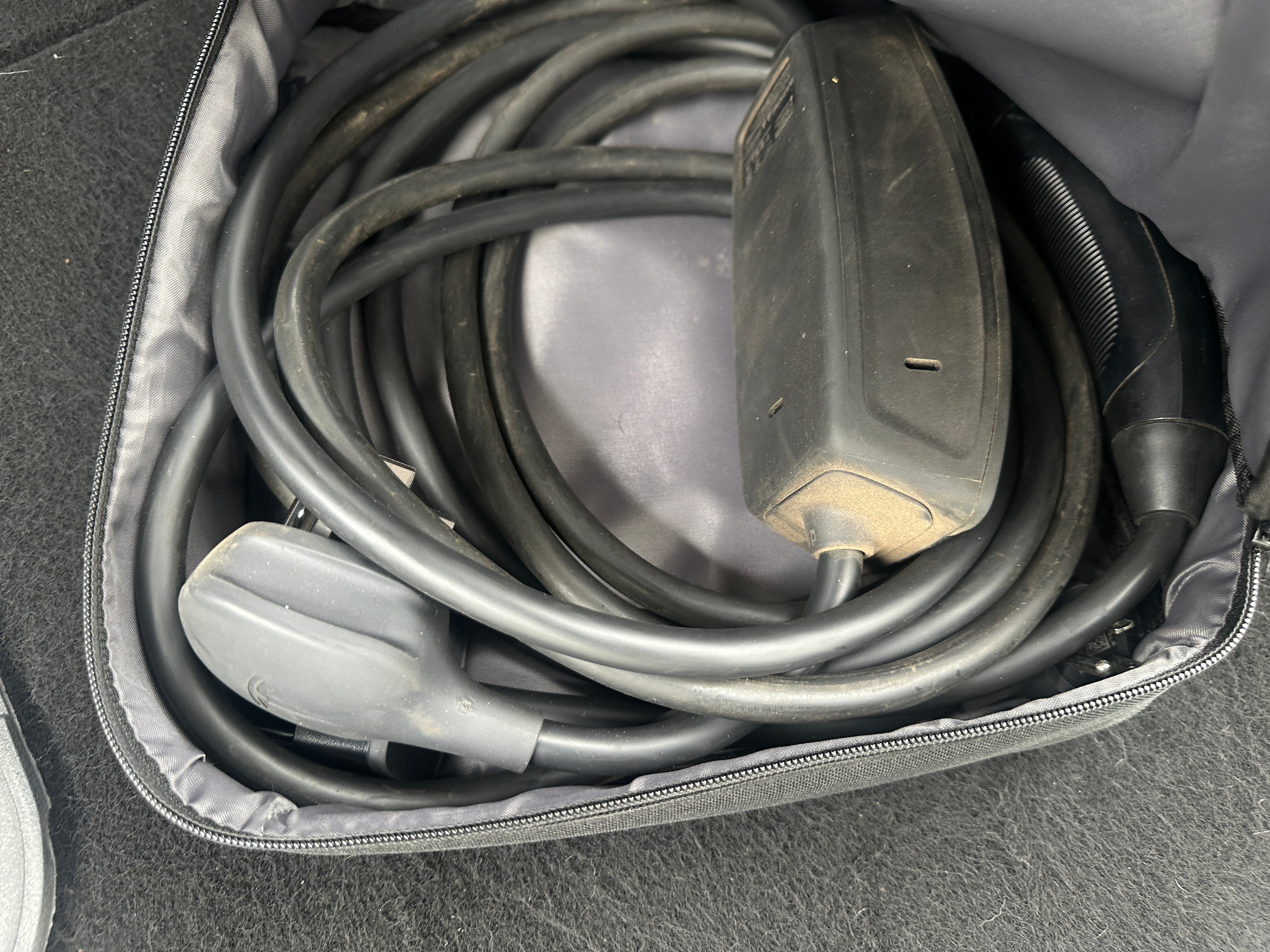 Used 2022 Tesla Model Y Long Range with VIN 7SAYGDEEXNF426719 for sale in Oak Creek, WI