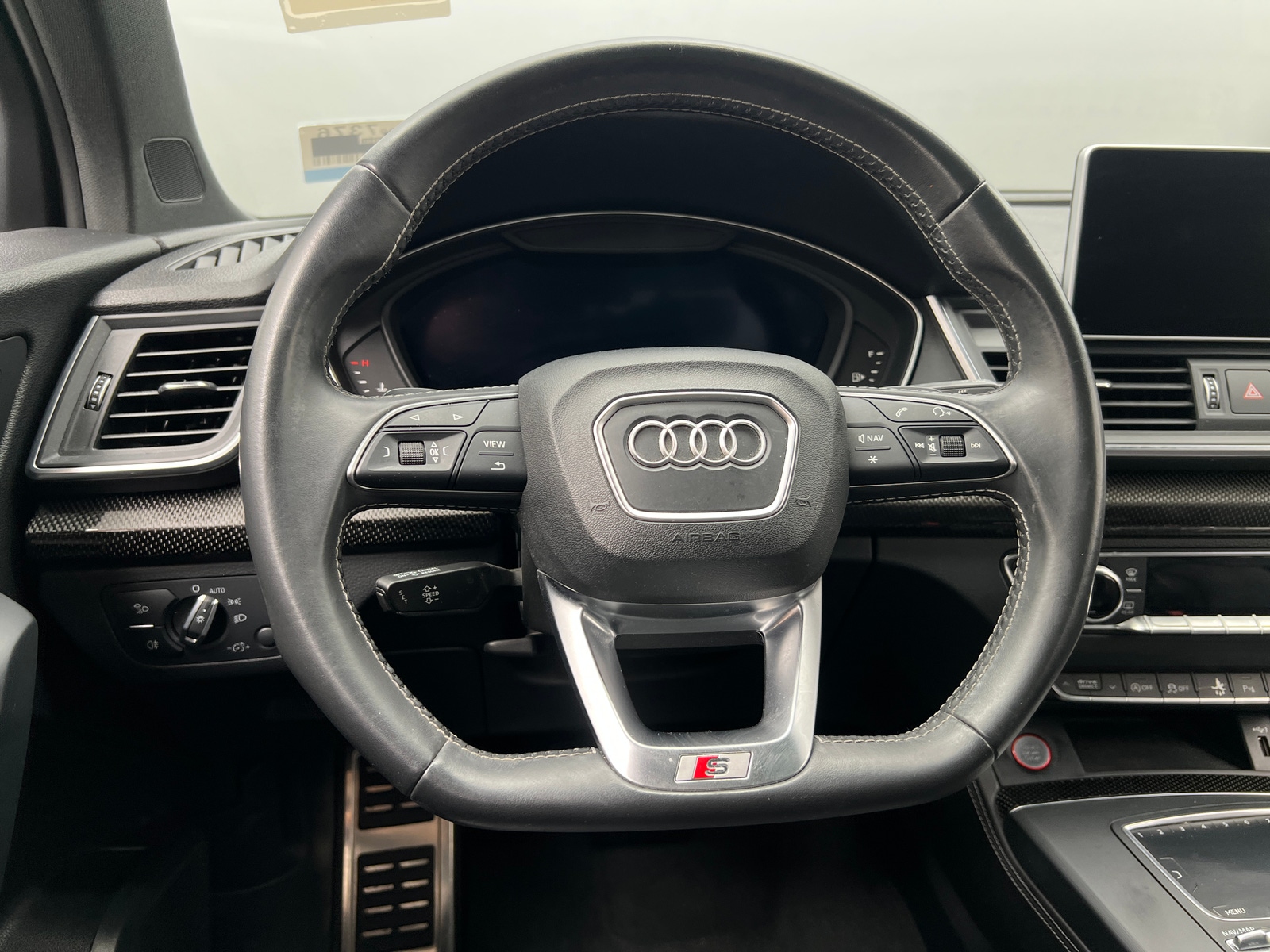 Thumbnail: 2018 Audi SQ5 - 4