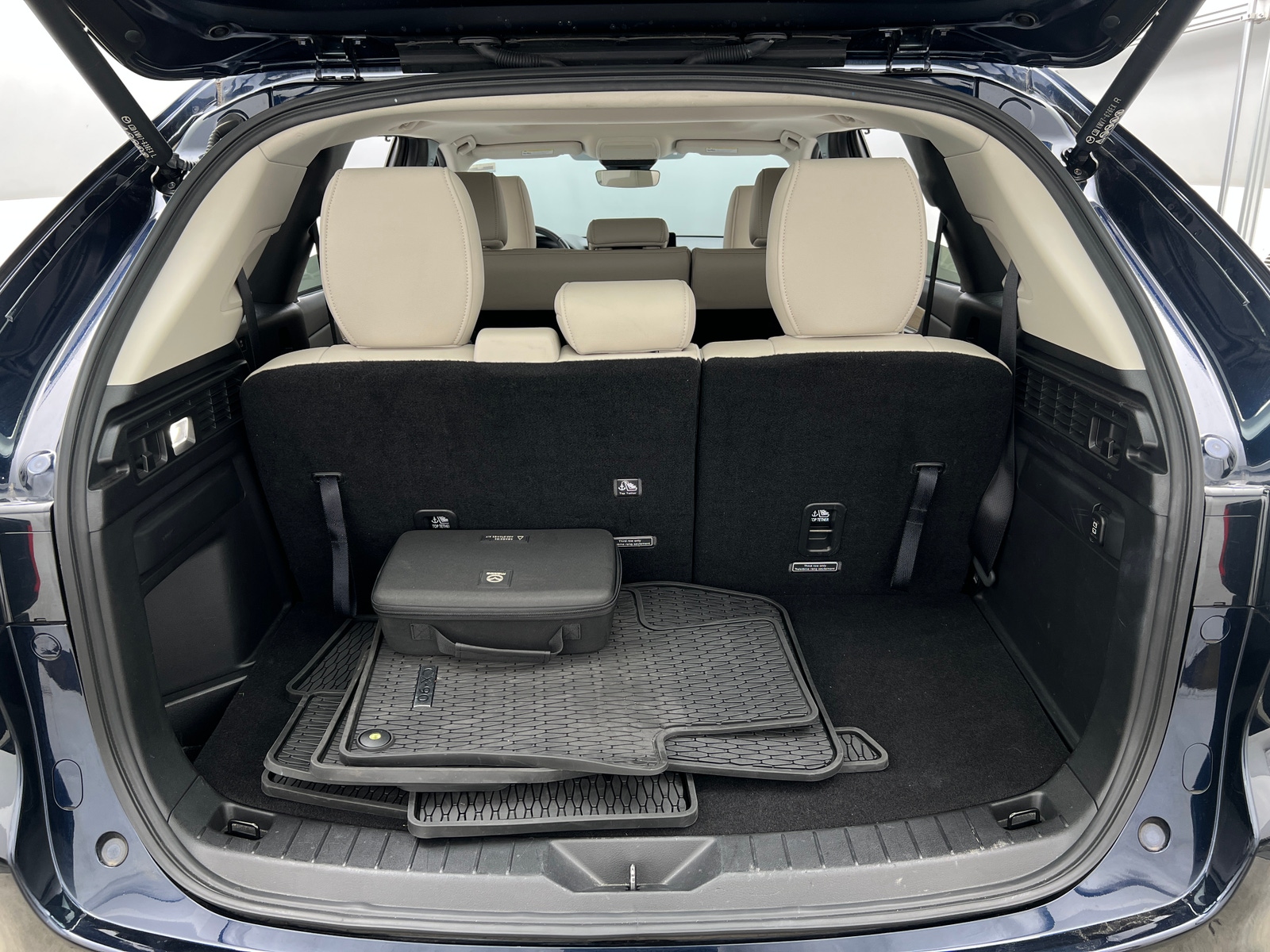 Thumbnail: 2025 Mazda CX-90 - 6