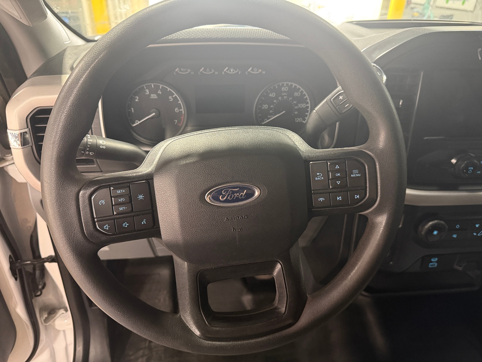 Thumbnail: 2022 Ford Econoline - 5