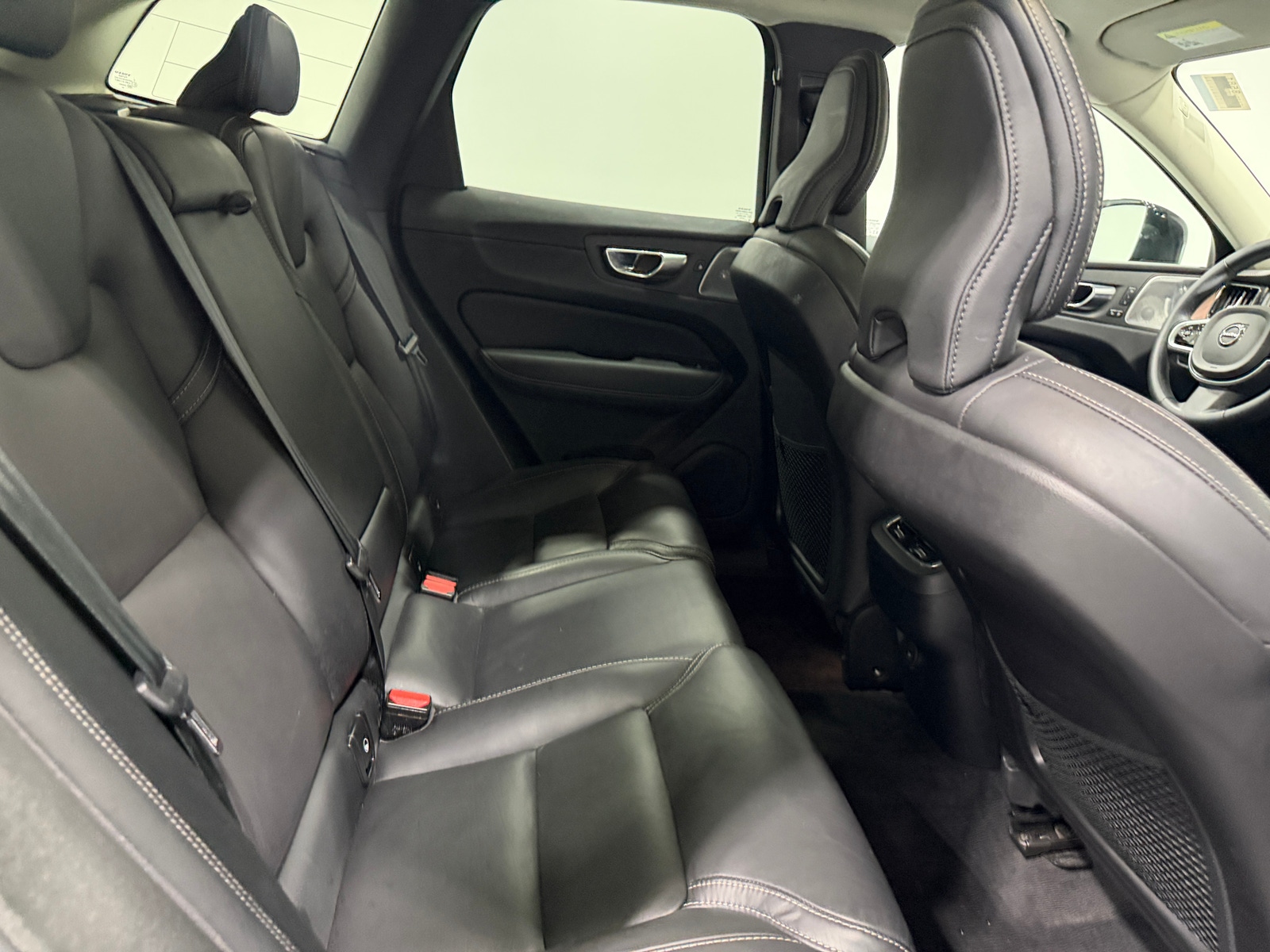 Thumbnail: 2023 Volvo XC60 - 5