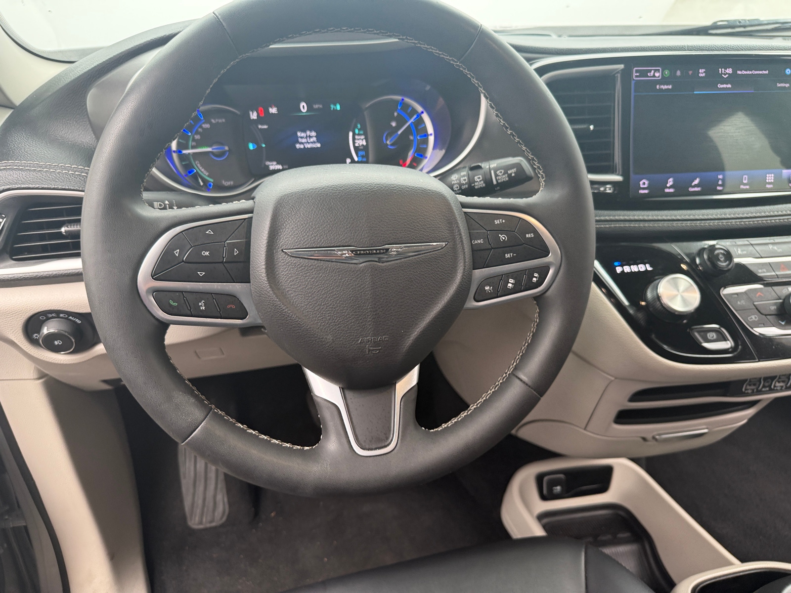 Thumbnail: 2024 Chrysler Pacifica - 4