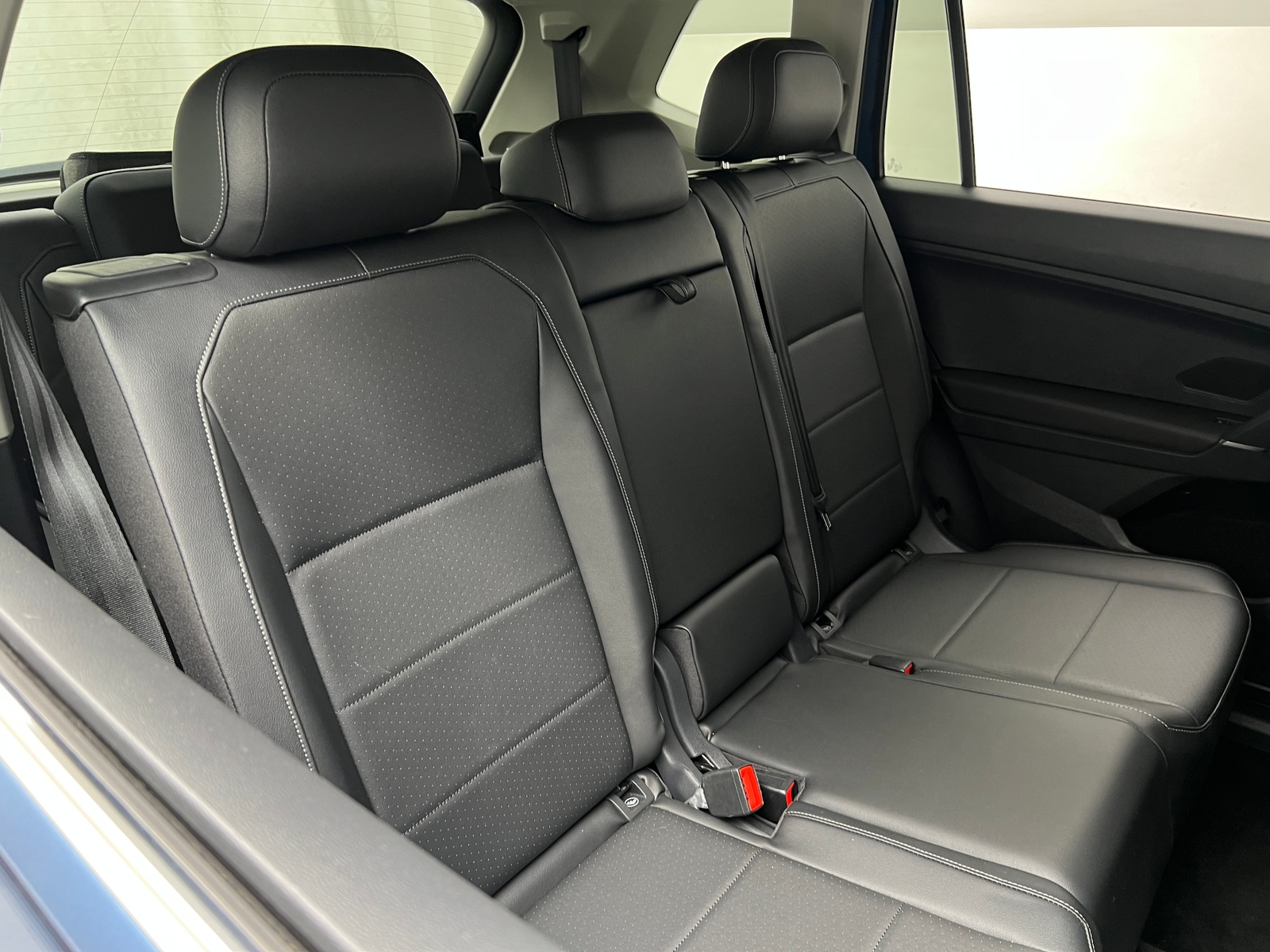 Thumbnail: 2018 Volkswagen Tiguan - 5