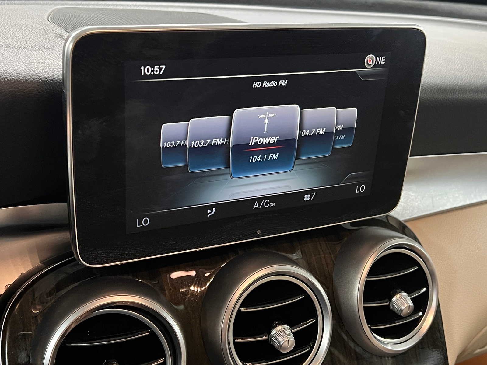 Thumbnail: 2018 Mercedes-Benz GLC - 3