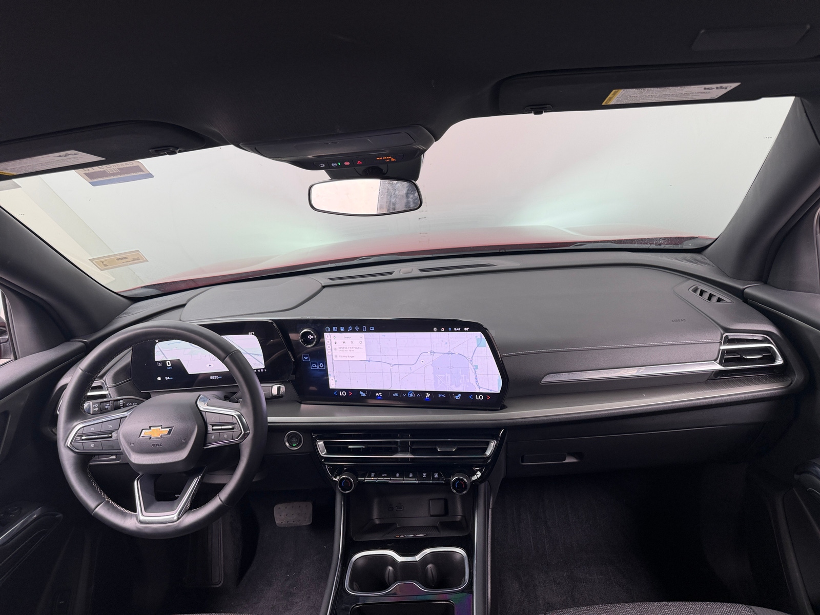 Thumbnail: 2025 Chevrolet Traverse - 3