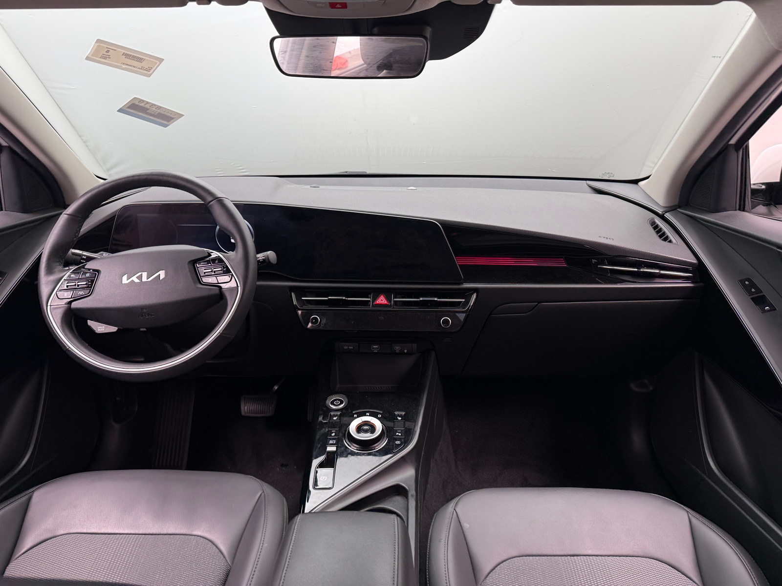 Thumbnail: 2023 Kia Niro - 2