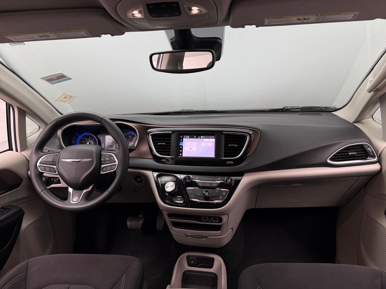 Thumbnail: 2024 Chrysler Voyager - 3