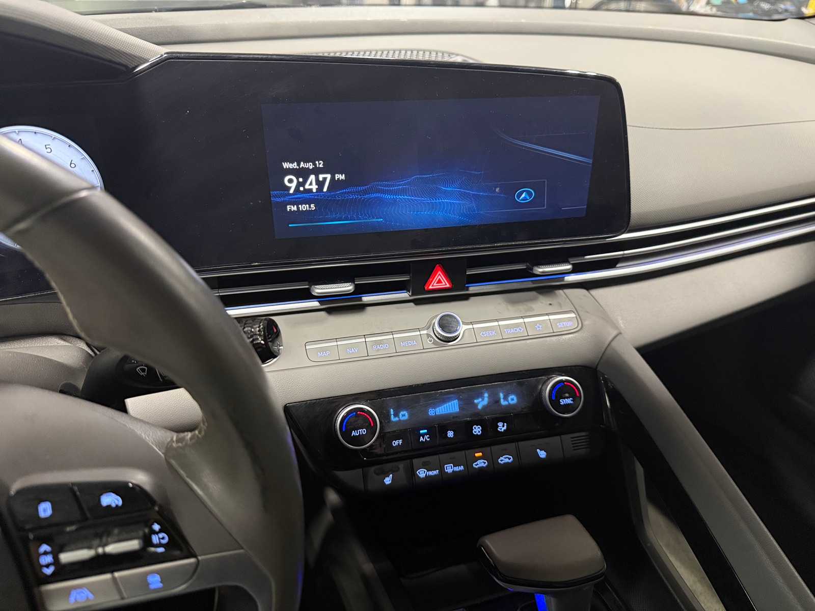 Thumbnail: 2025 Hyundai Elantra - 4