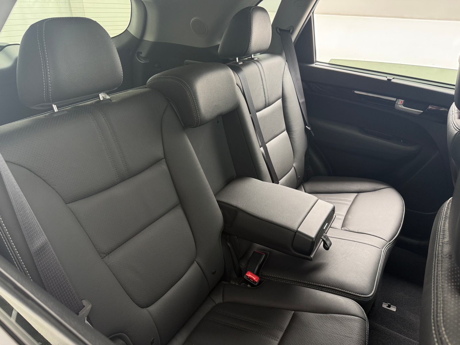 Thumbnail: 2015 Kia Sorento - 5