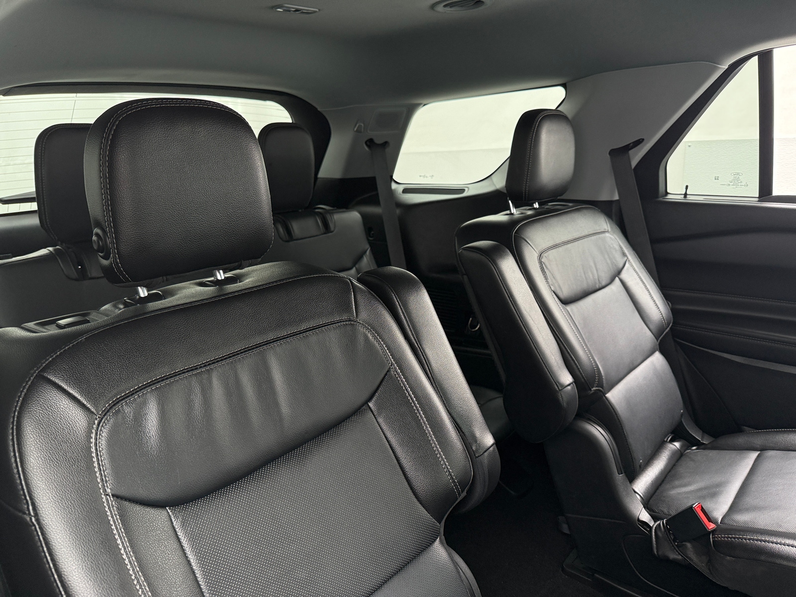 Thumbnail: 2020 Ford Explorer - 5