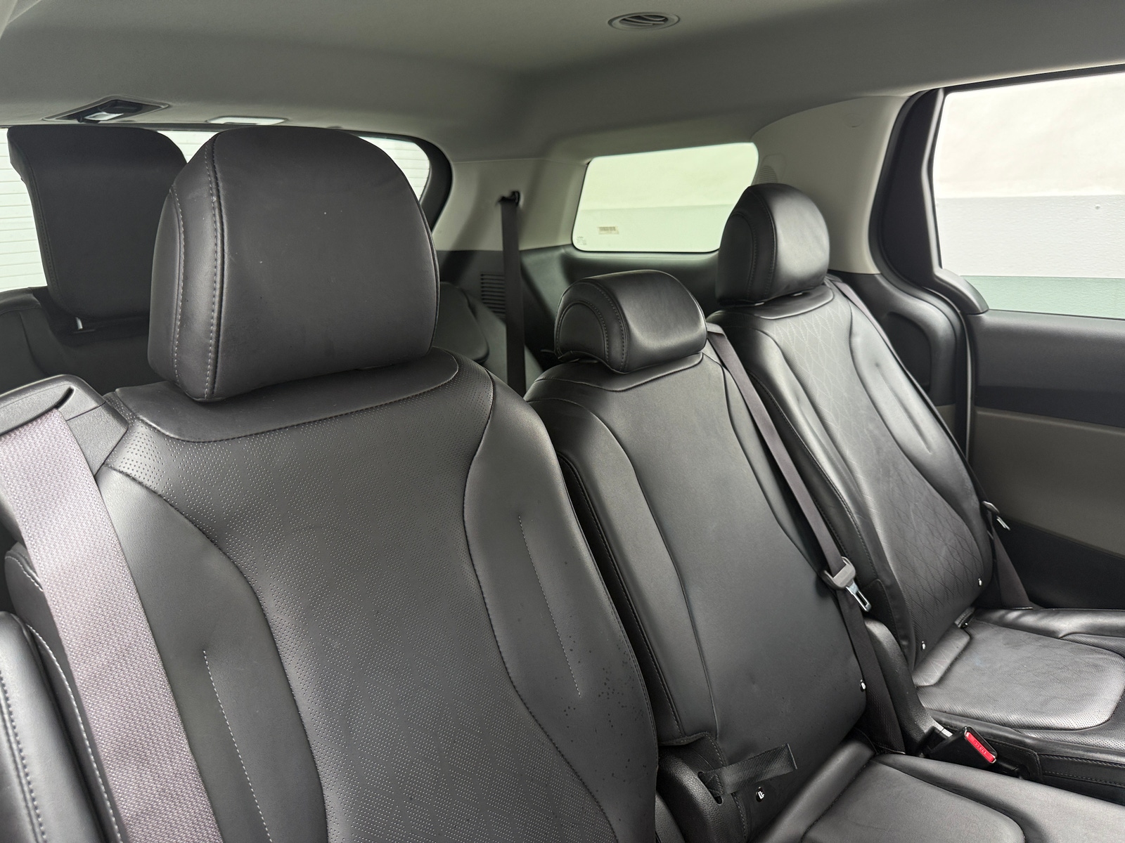 Thumbnail: 2025 Kia Carnival - 5