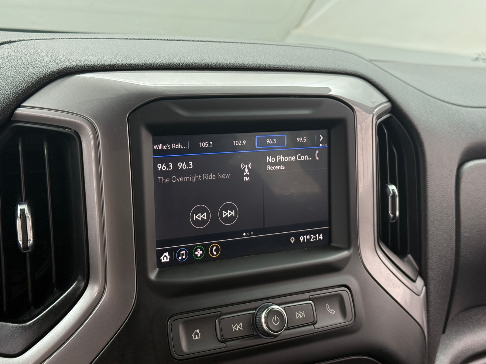 Thumbnail: 2022 Chevrolet Silverado 1500 - 4