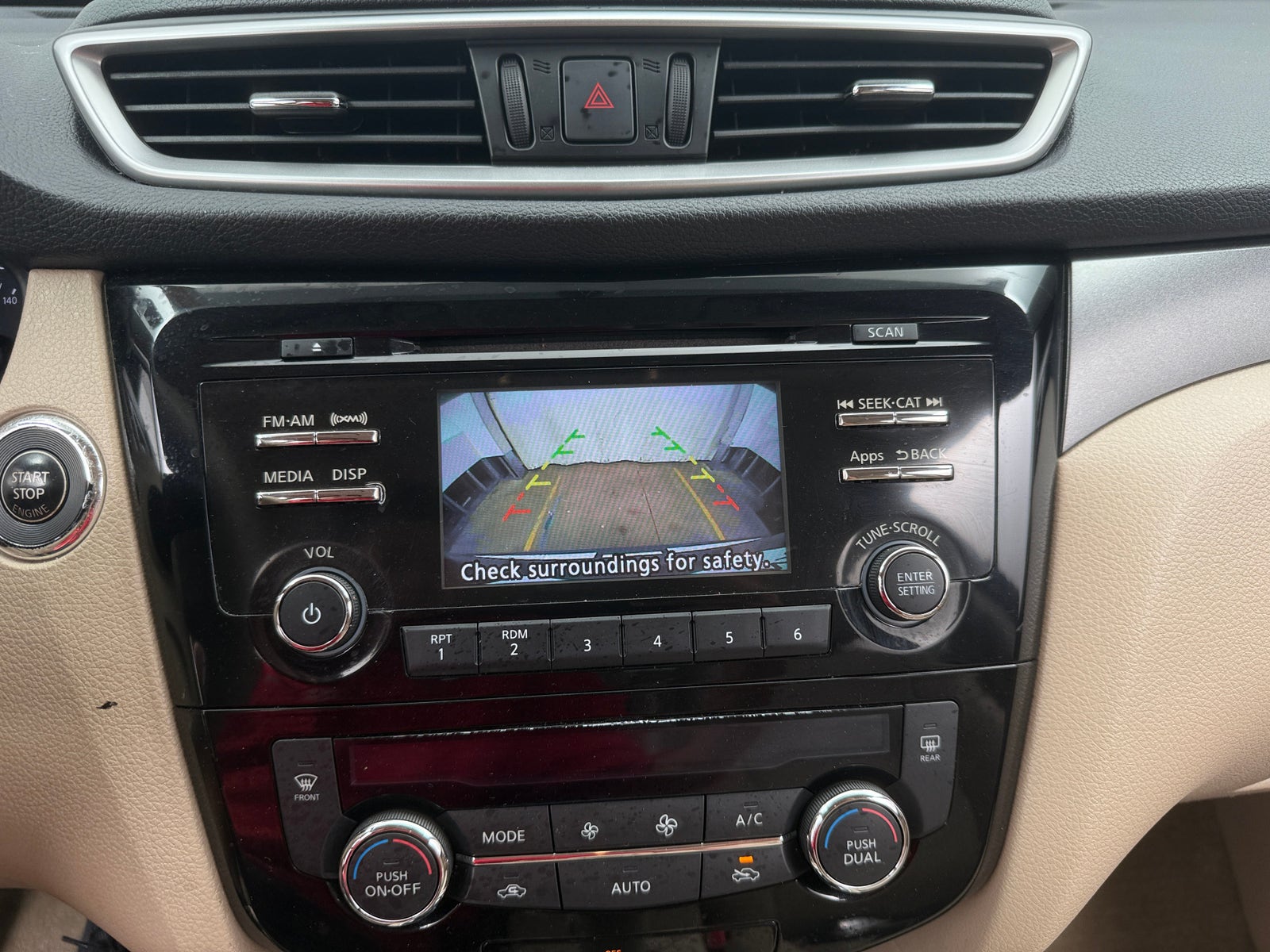 Thumbnail: 2015 Nissan Rogue - 4