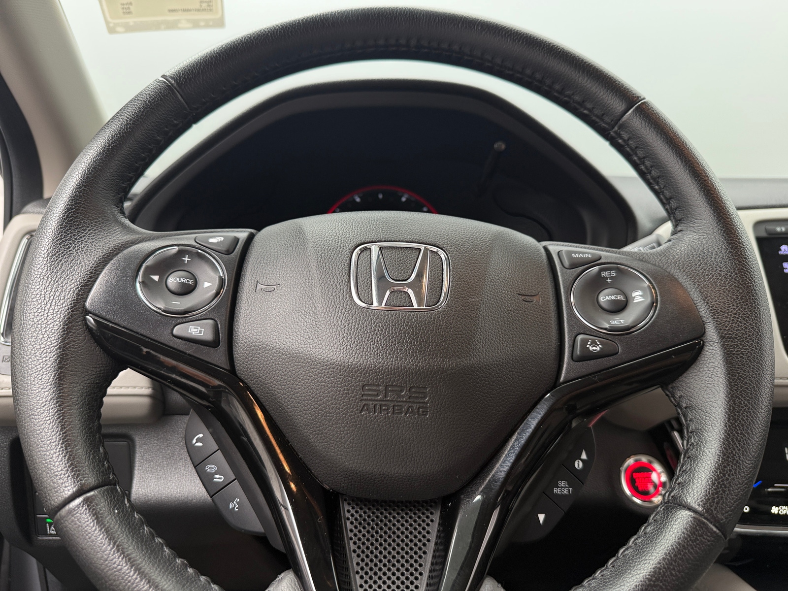 Thumbnail: 2022 Honda HR-V - 4