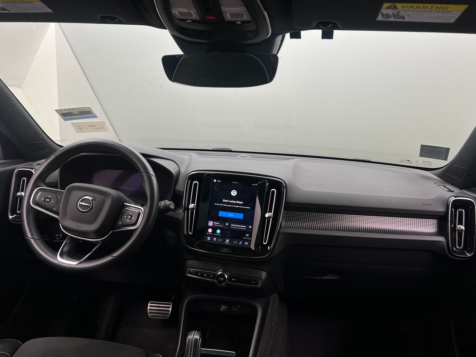 Thumbnail: 2022 Volvo XC40 - 3