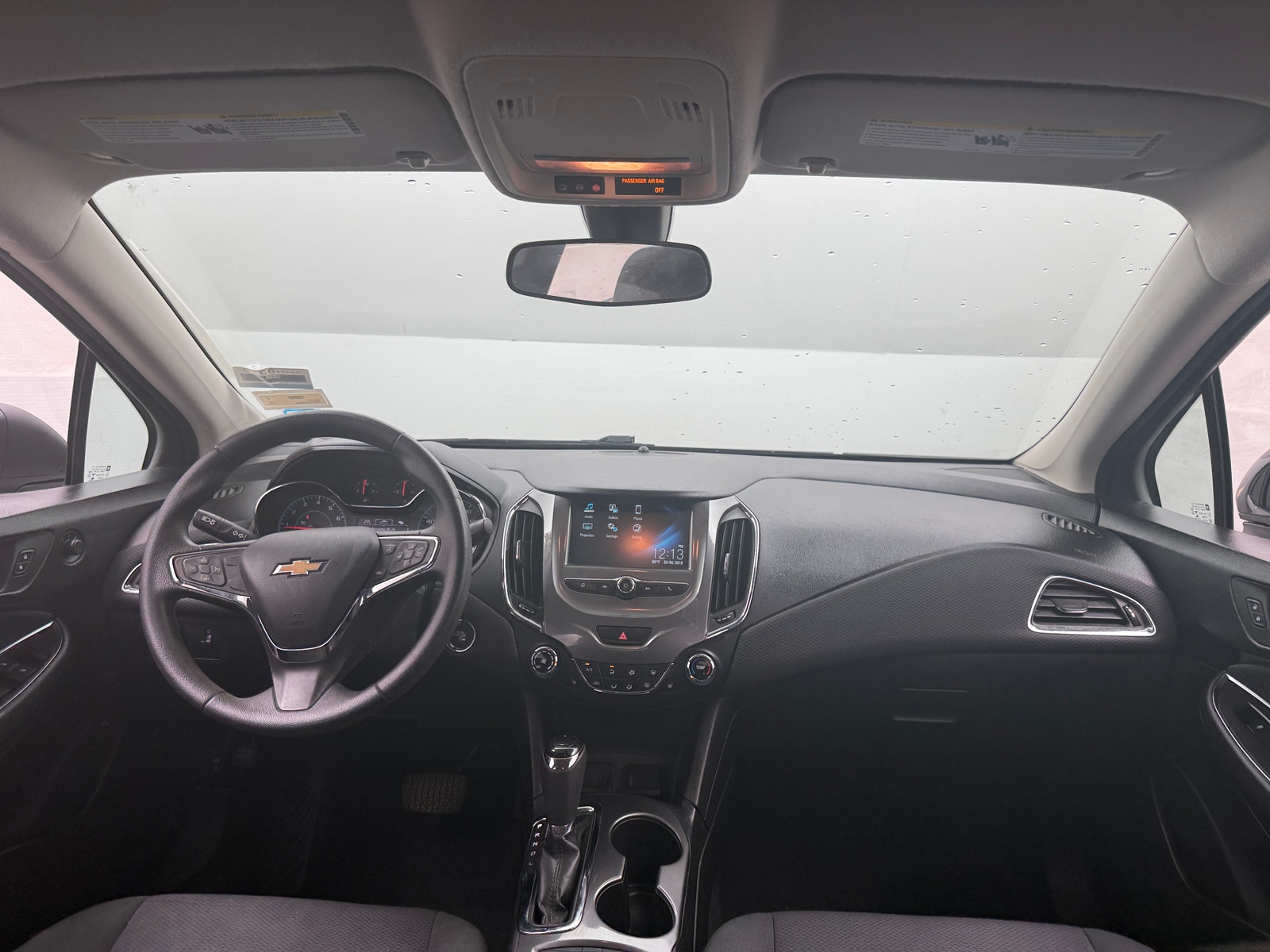 Thumbnail: 2018 Chevrolet Cruze - 3