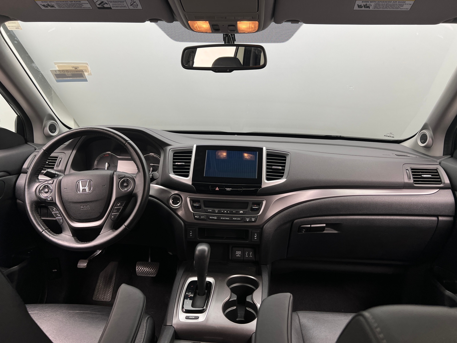 Thumbnail: 2016 Honda Pilot - 2