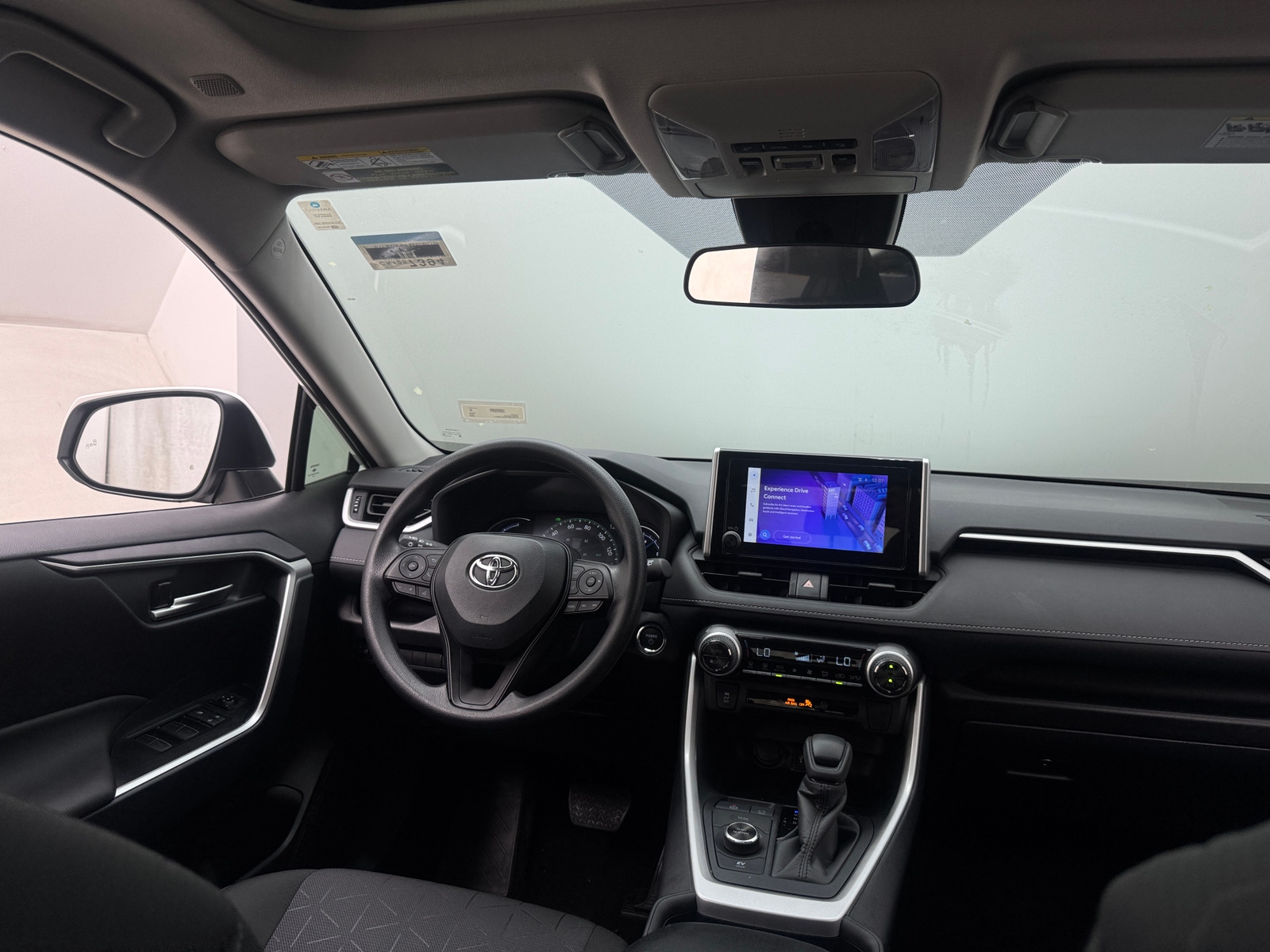 Thumbnail: 2025 Toyota RAV4 - 3