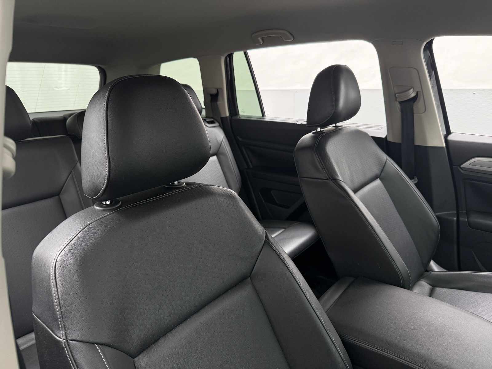 Thumbnail: 2018 Volkswagen Atlas - 2