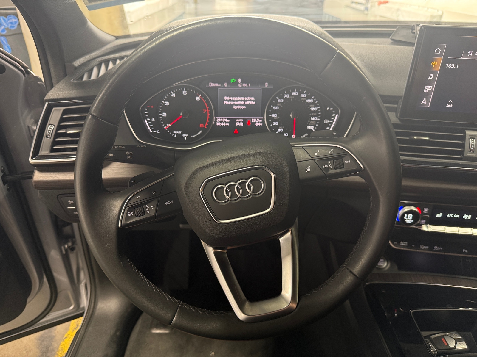 Thumbnail: 2022 Audi Q5 - 4