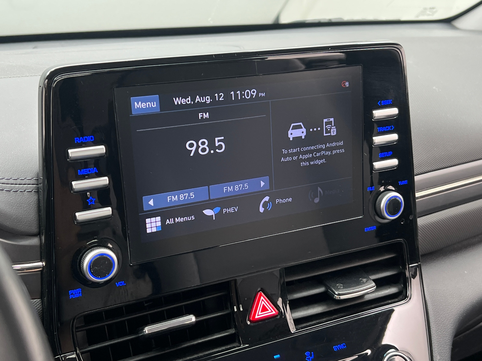 Thumbnail: 2022 Hyundai Ioniq - 4
