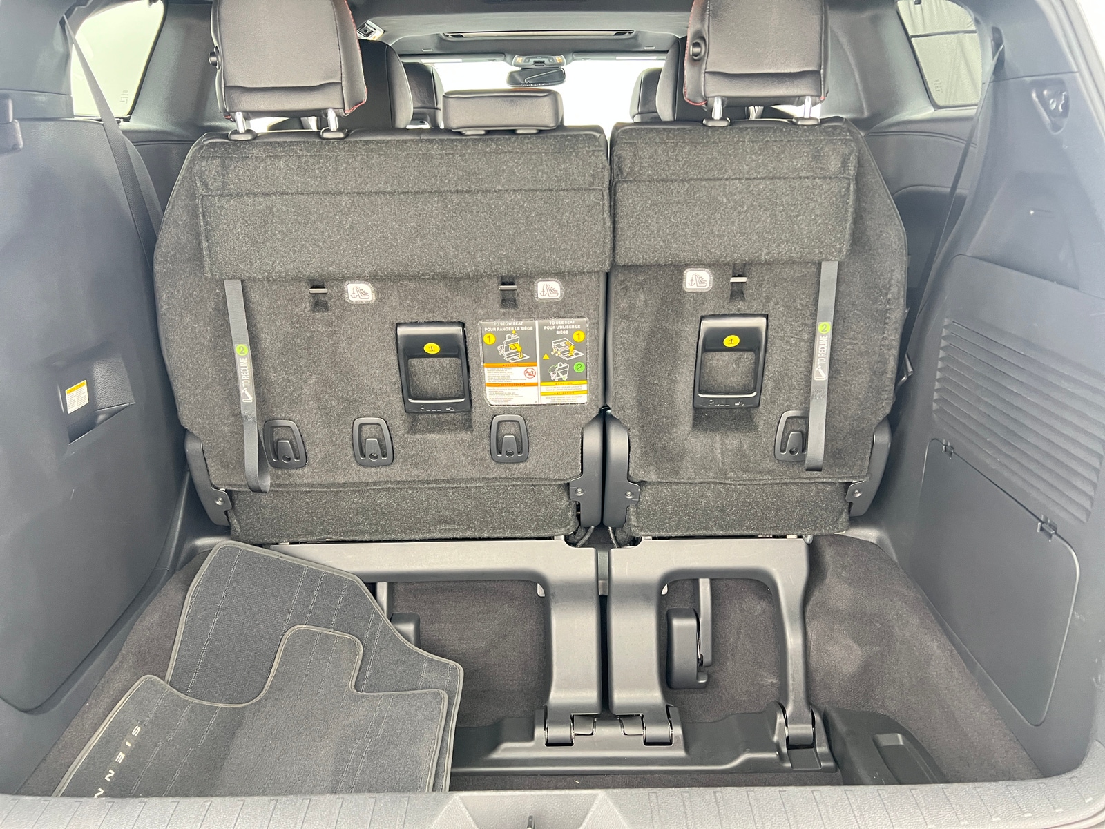 Thumbnail: 2026 Toyota Sienna - 6