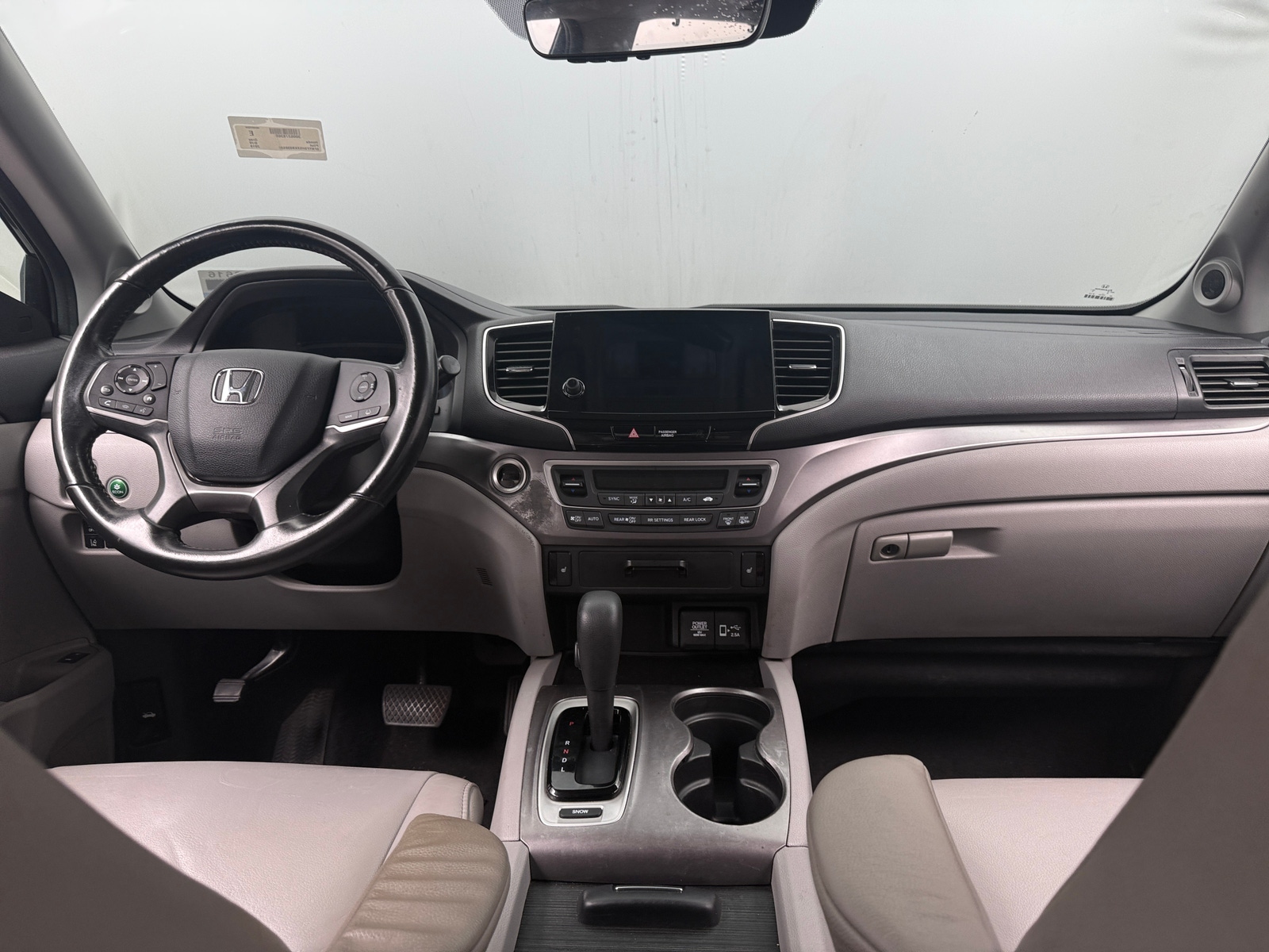 Thumbnail: 2019 Honda Pilot - 2