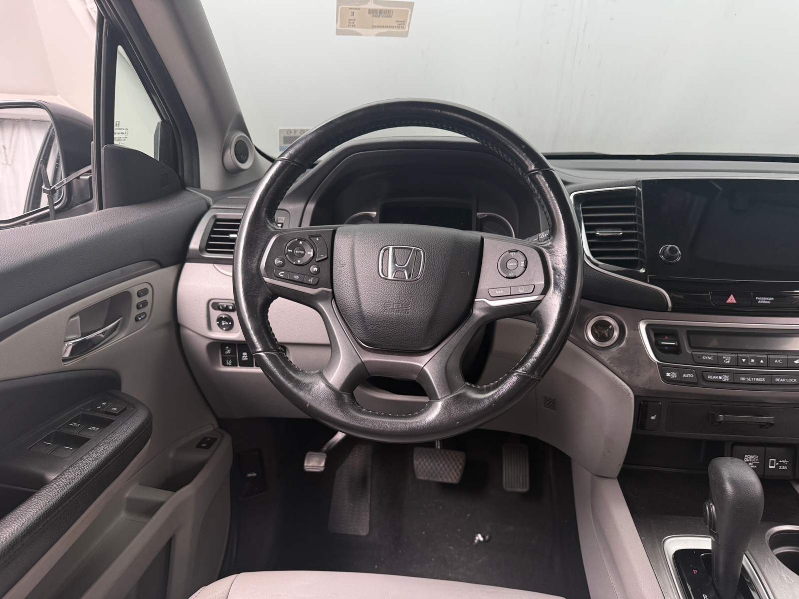 Thumbnail: 2019 Honda Pilot - 4