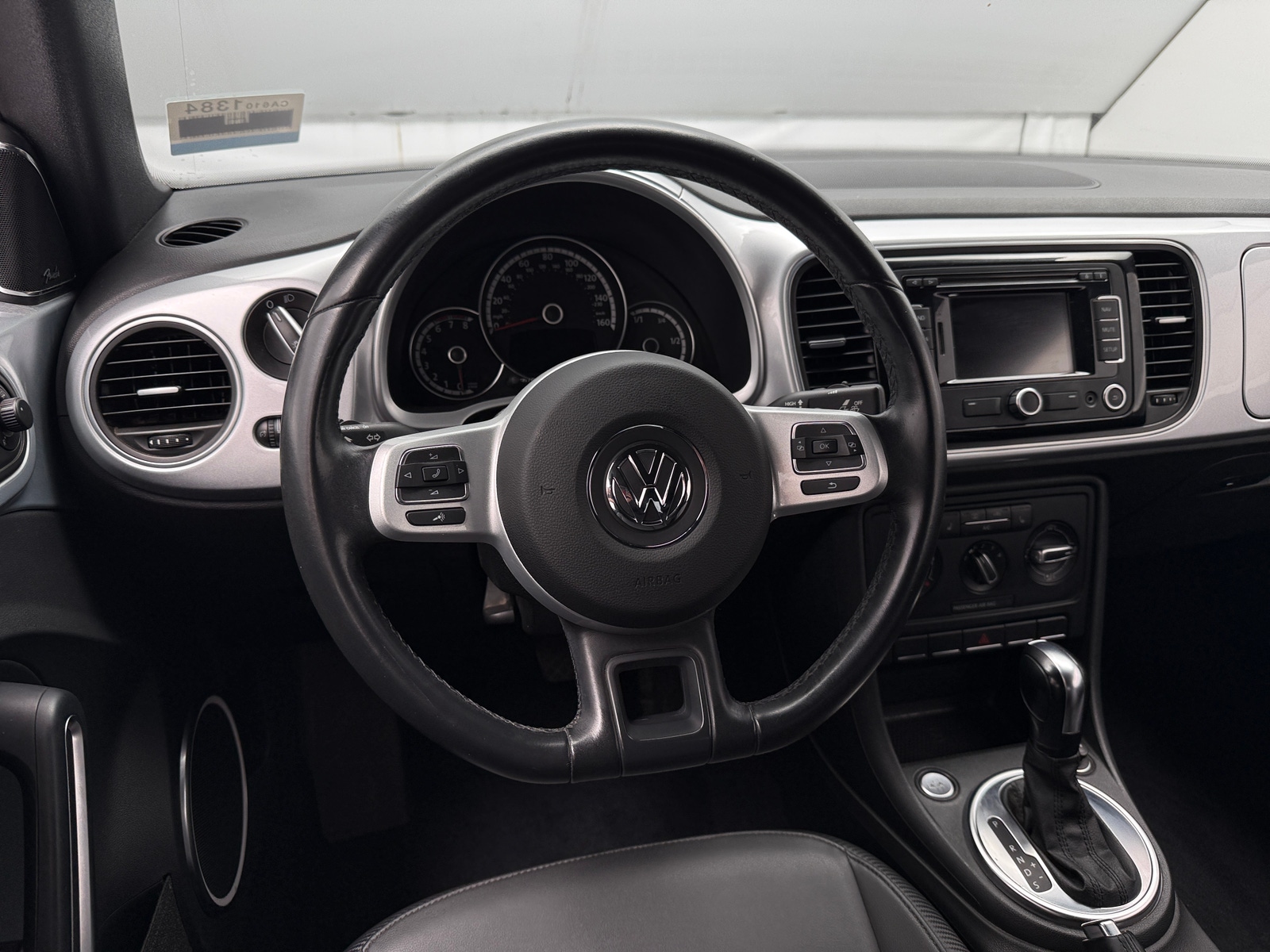 Thumbnail: 2013 Volkswagen Beetle - 4