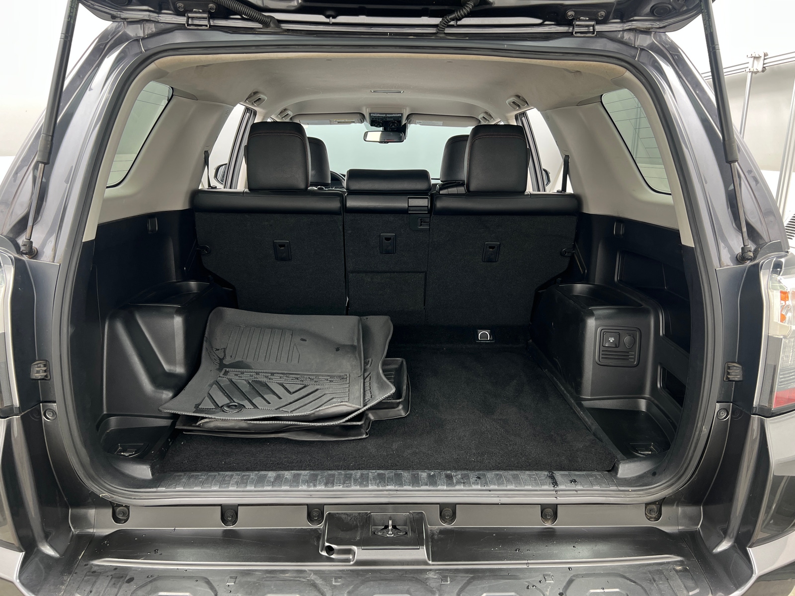 Thumbnail: 2021 Toyota 4Runner - 6