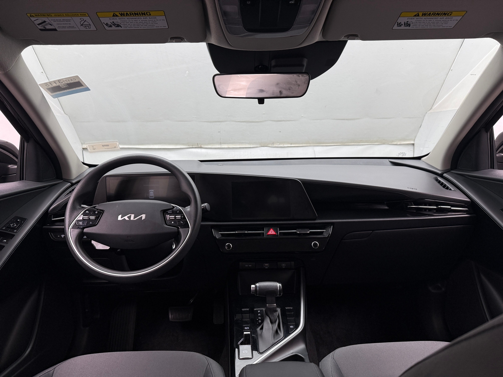 Thumbnail: 2025 Kia Niro - 3