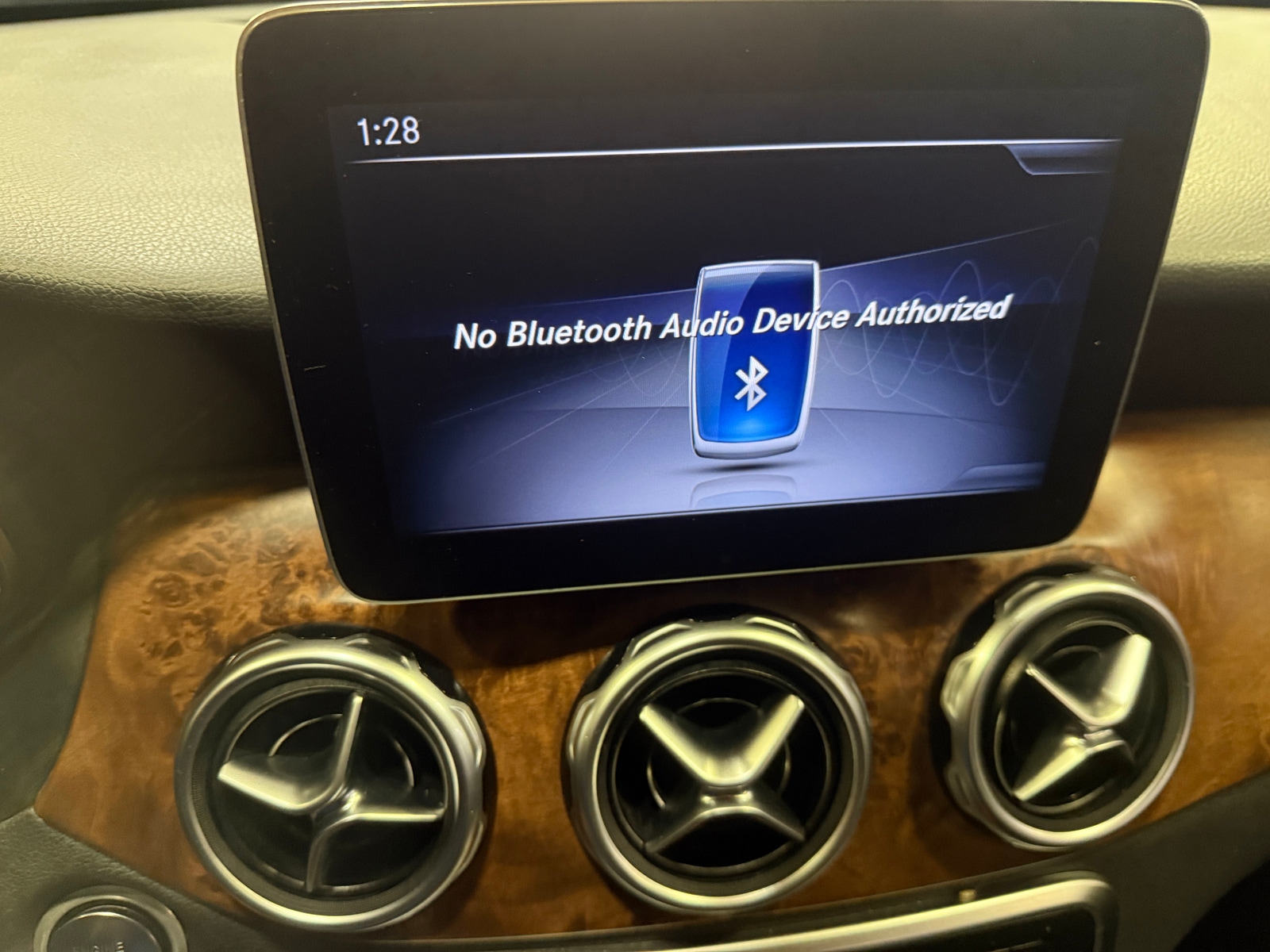 Thumbnail: 2018 Mercedes-Benz GLA - 4