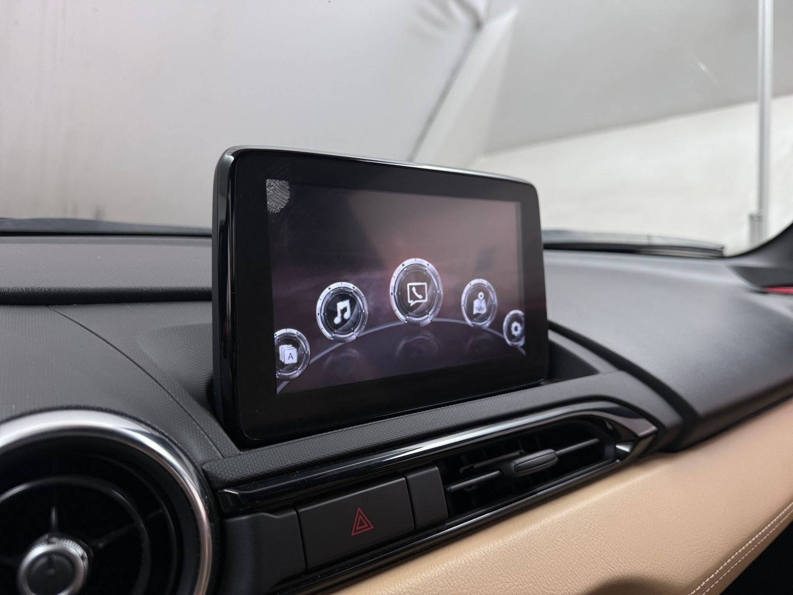 Thumbnail: 2019 Mazda MX-5 Miata - 3