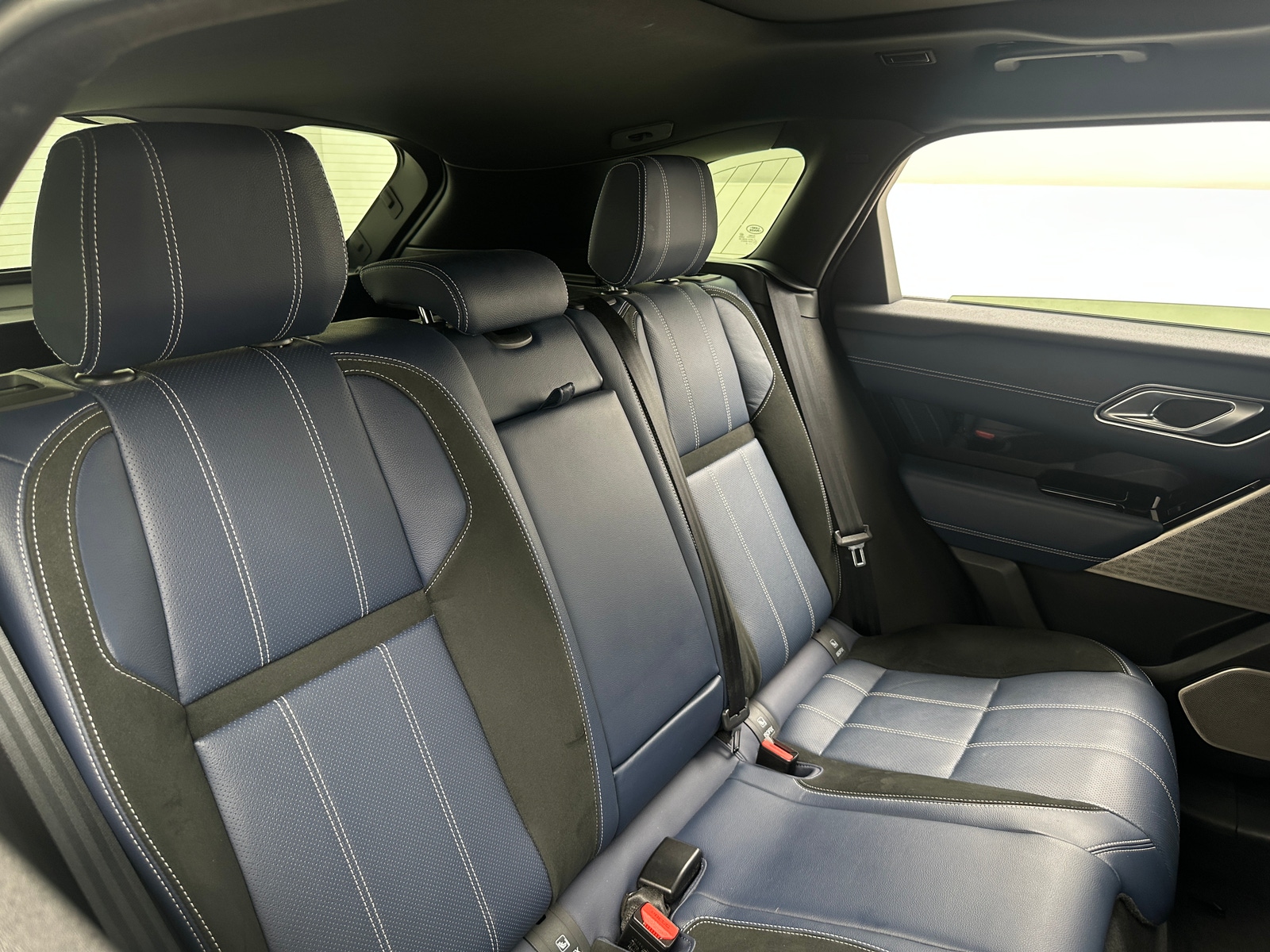 Thumbnail: 2019 Land Rover Range Rover Velar - 6