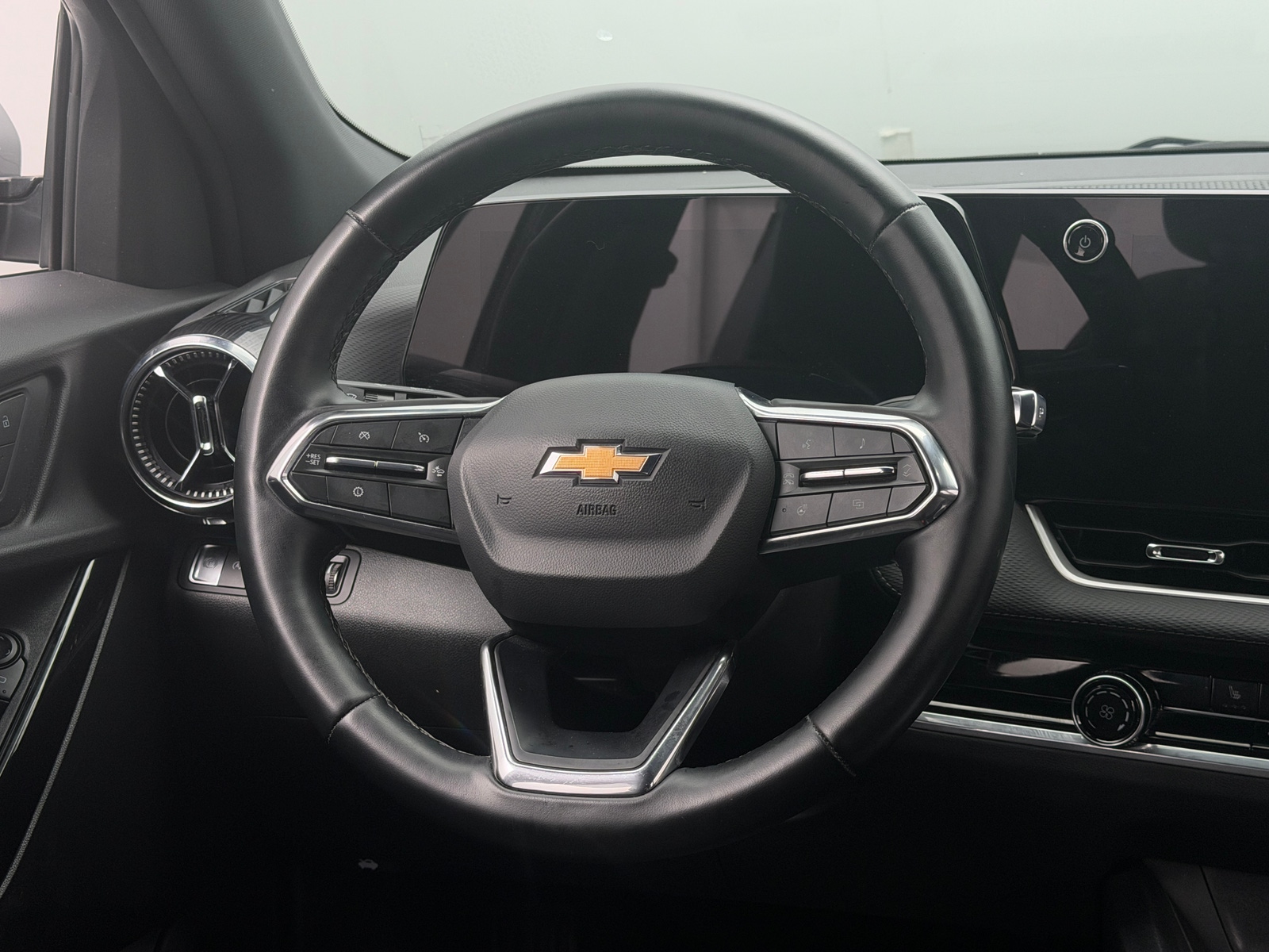 Thumbnail: 2025 Chevrolet Equinox - 5