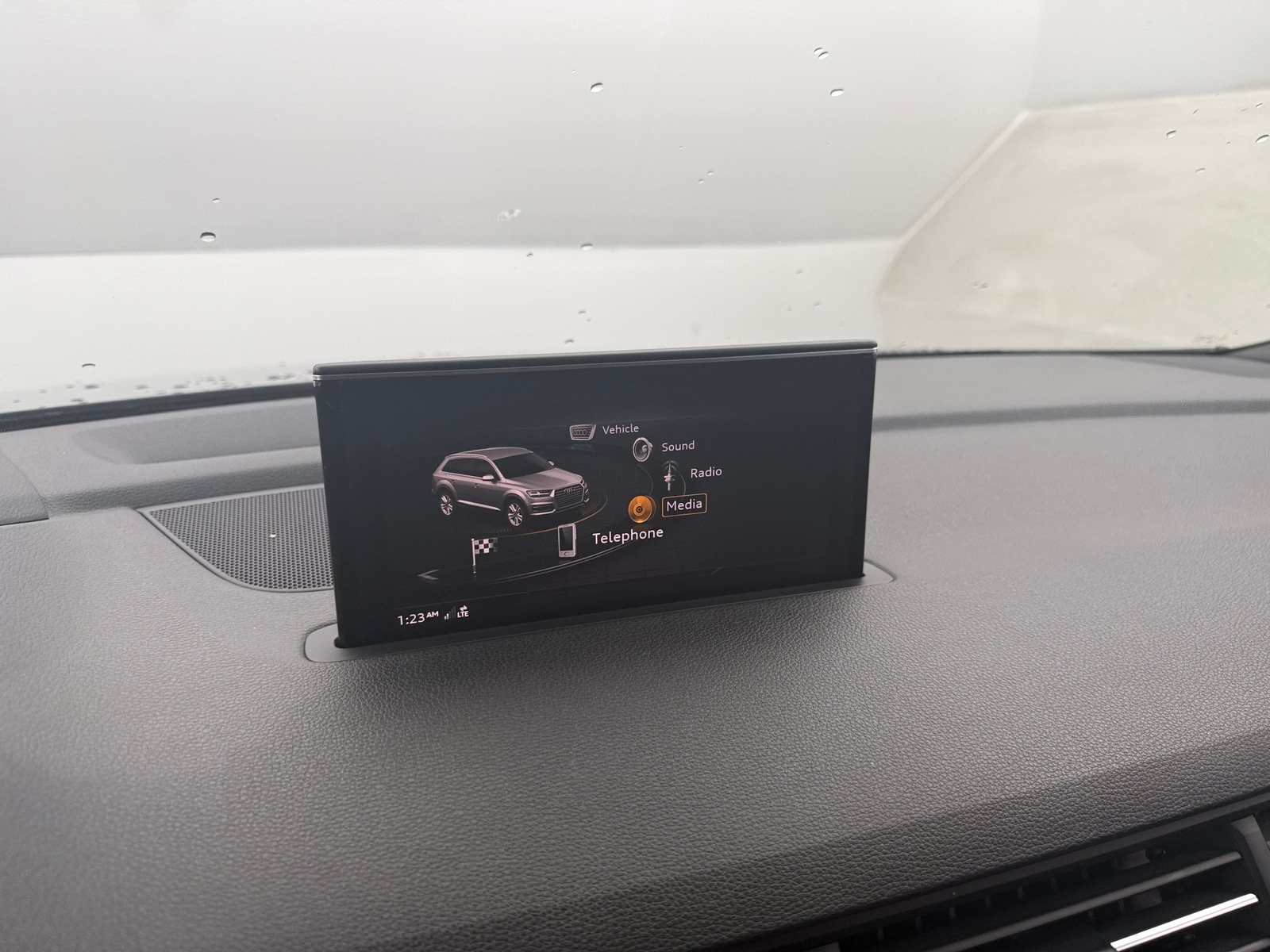 Thumbnail: 2019 Audi Q7 - 3