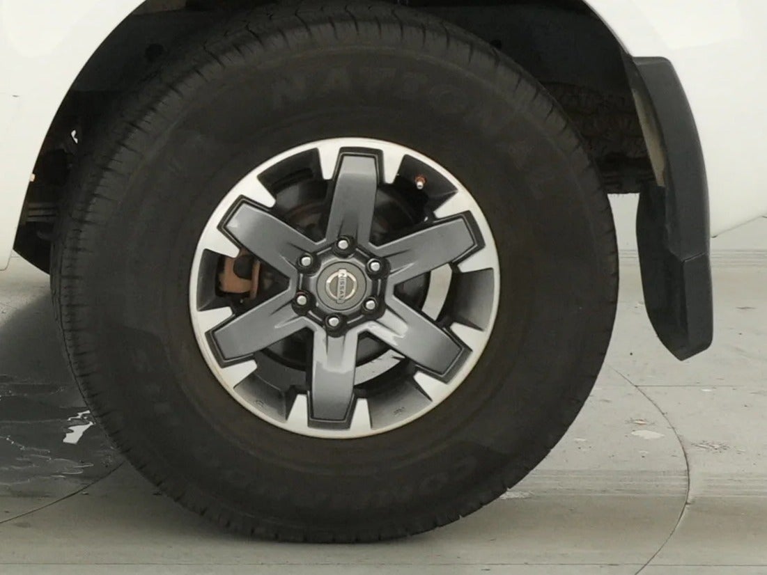 2018 Nissan Frontier SV - Photo 14