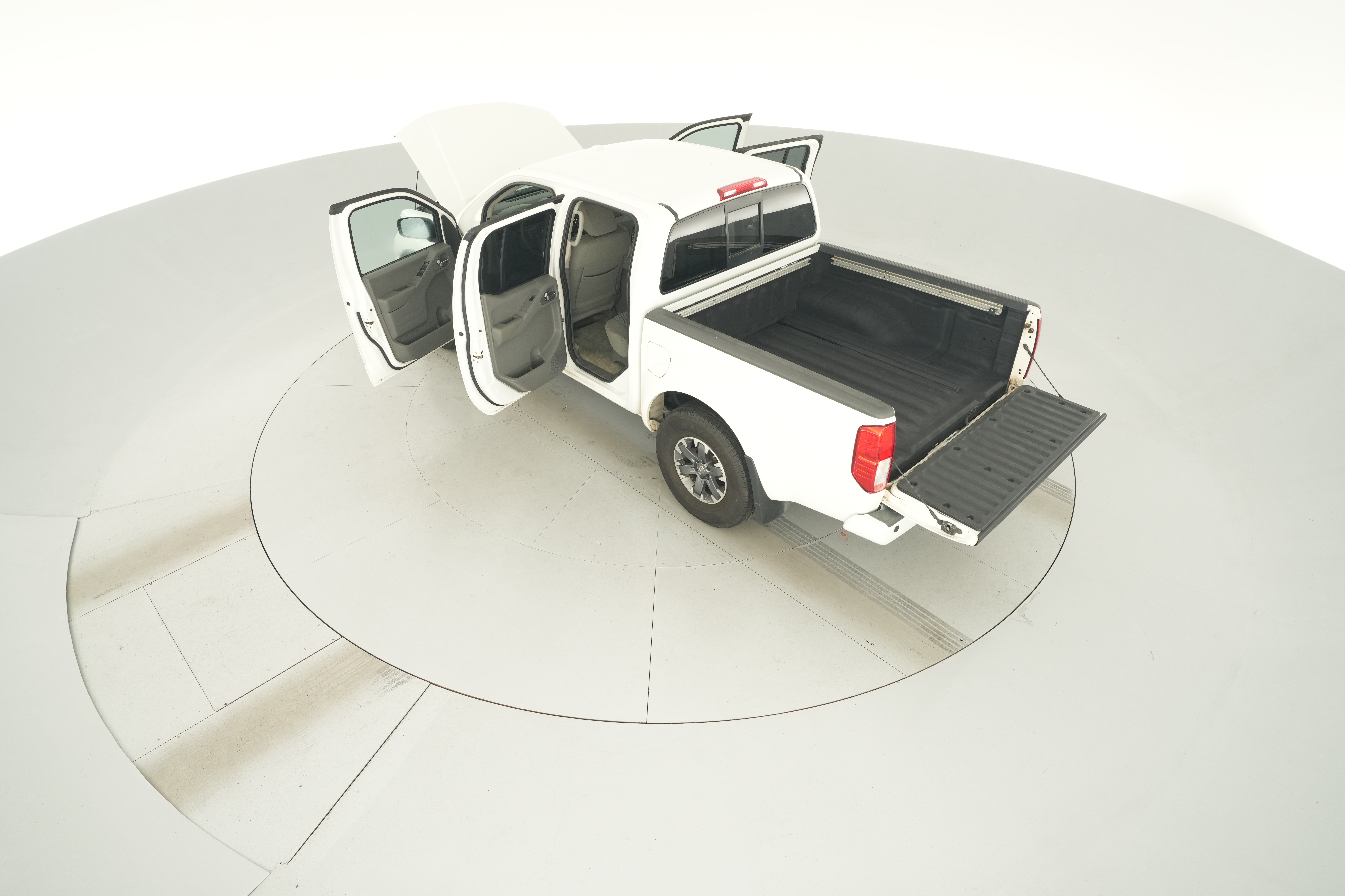 2018 Nissan Frontier SV - Photo 43