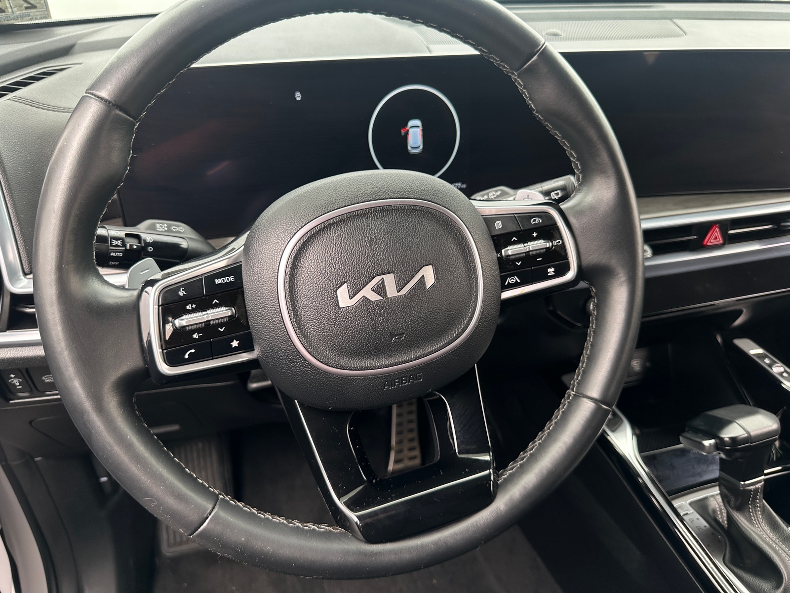 Thumbnail: 2024 Kia Sorento - 4